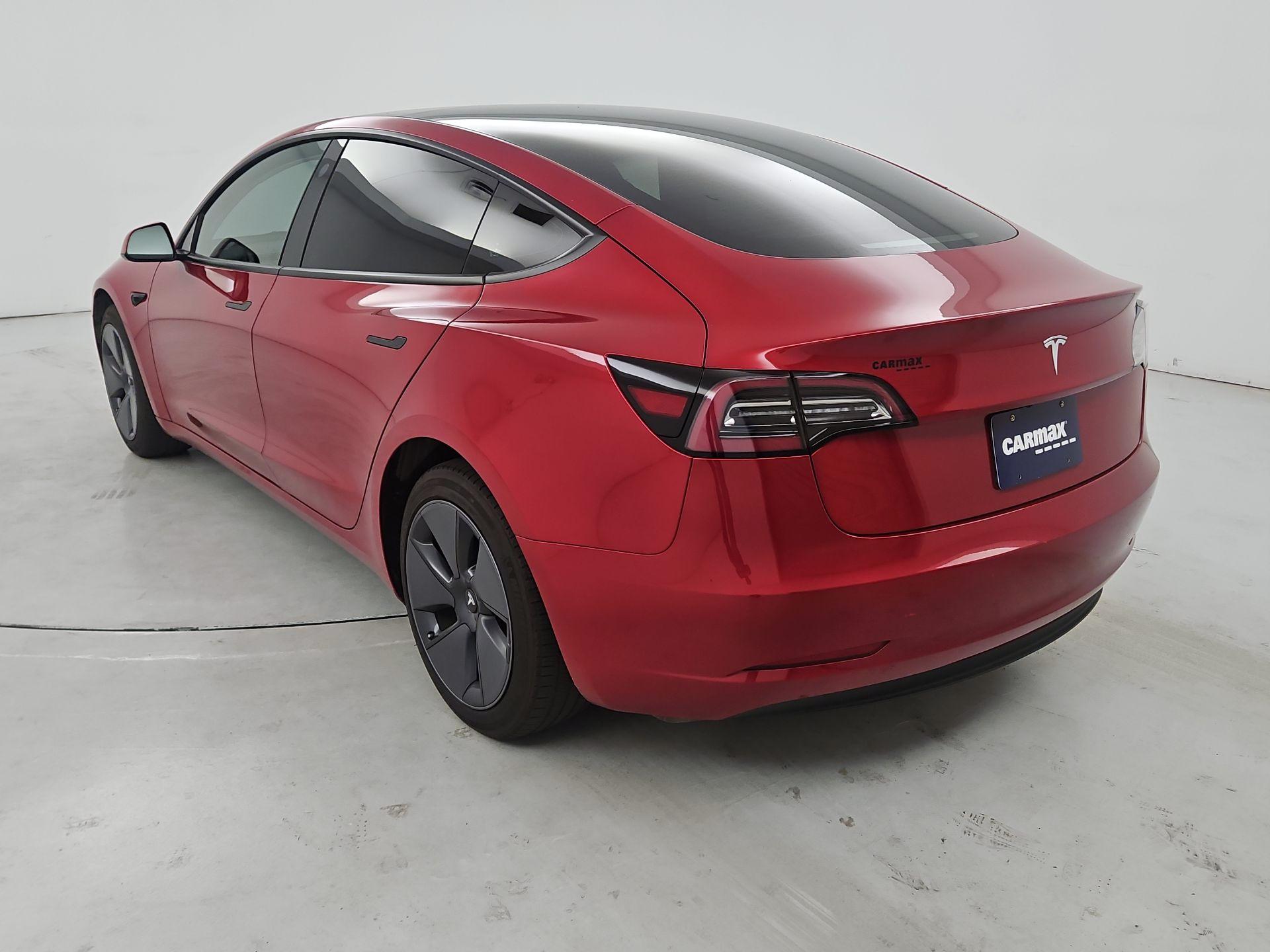 Thumbnail: 2023 Tesla Model 3 - 7