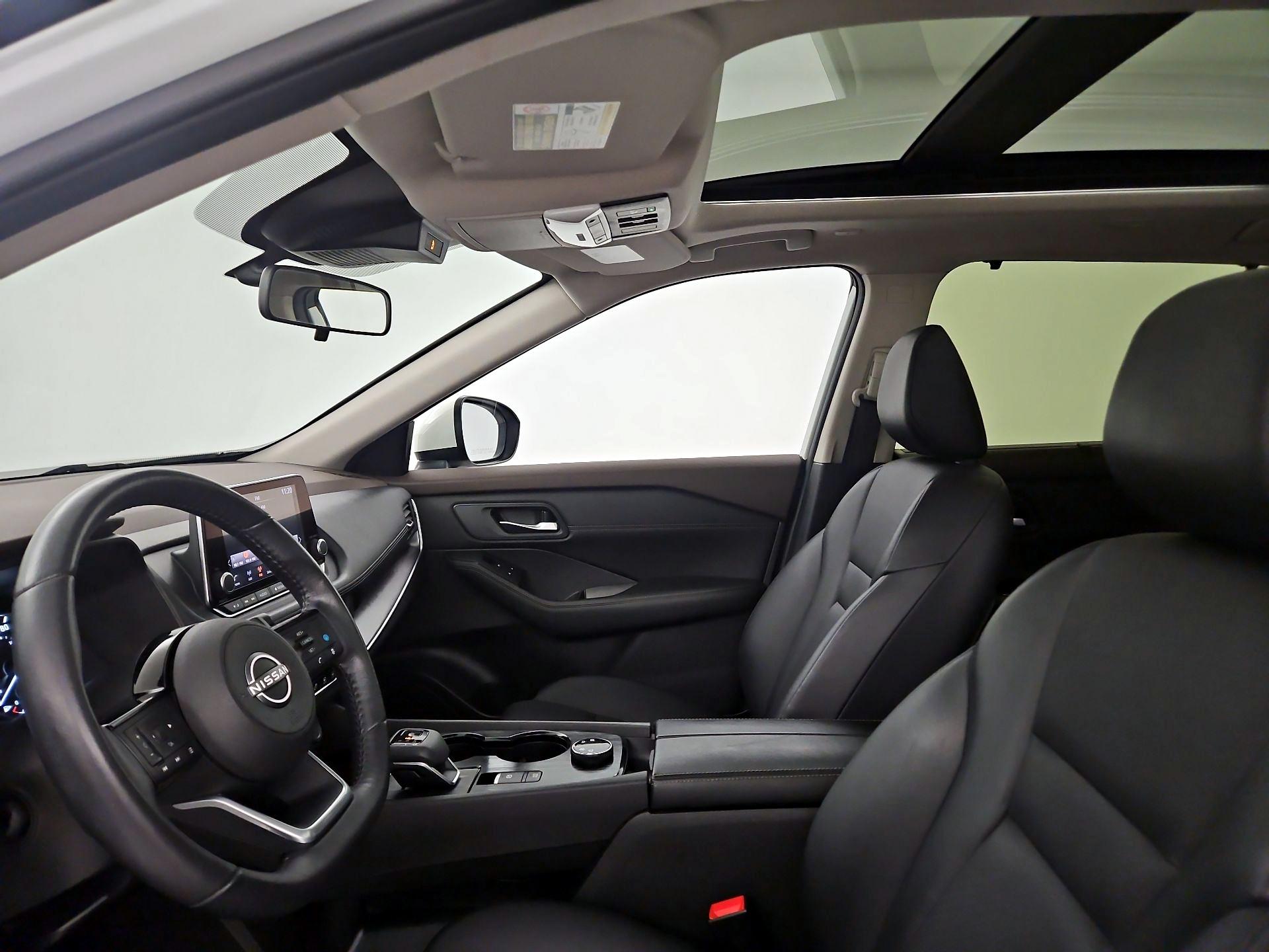 Thumbnail: 2023 Nissan Rogue - 17