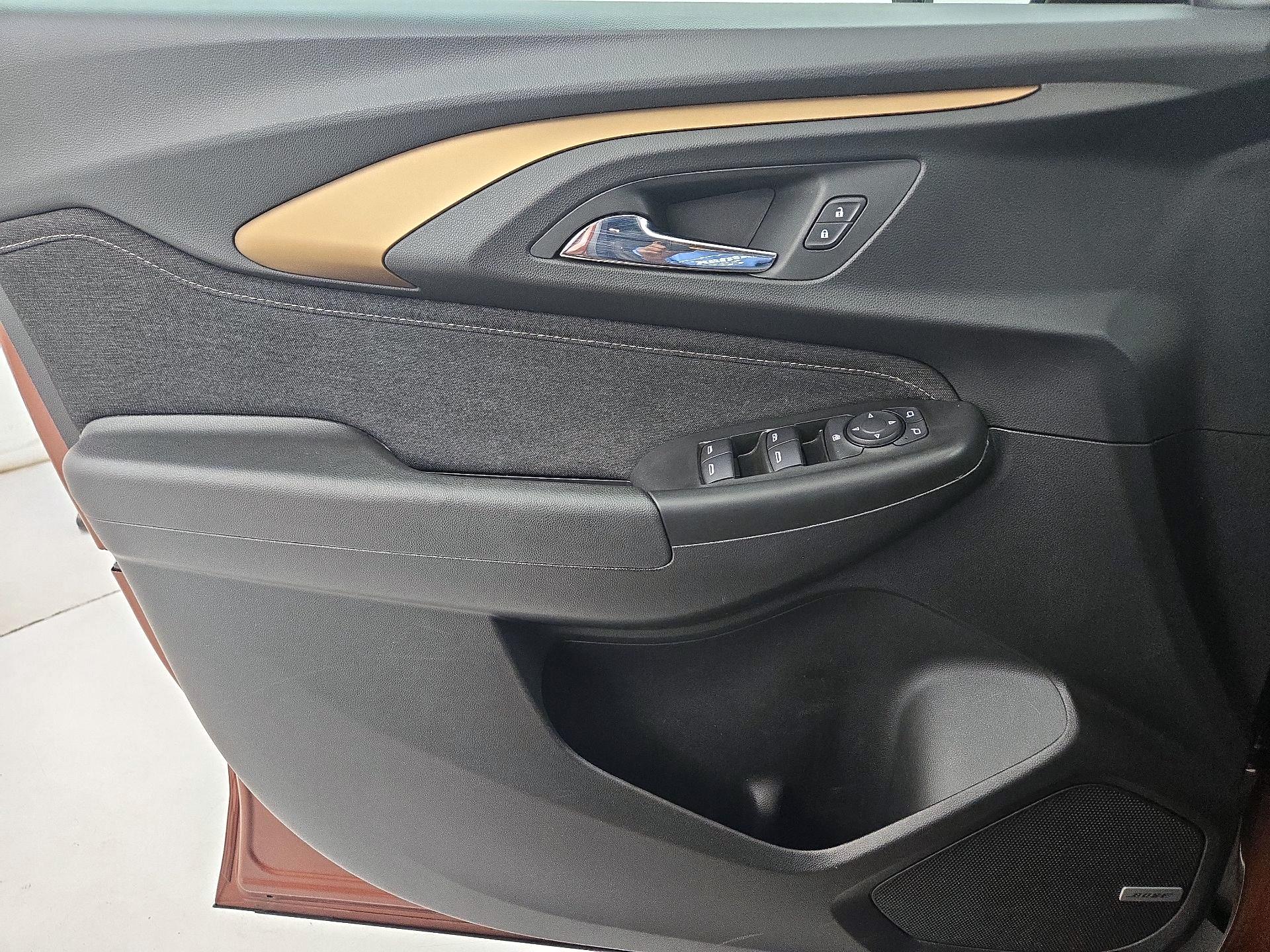 Thumbnail: 2021 Chevrolet TrailBlazer - 12