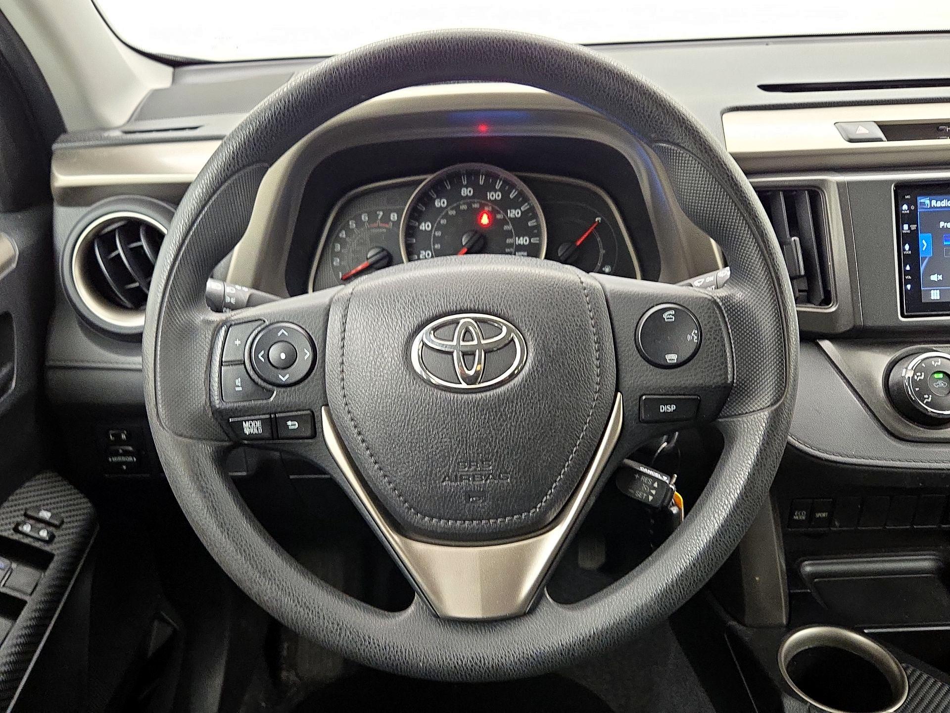 Thumbnail: 2014 Toyota RAV4 - 10