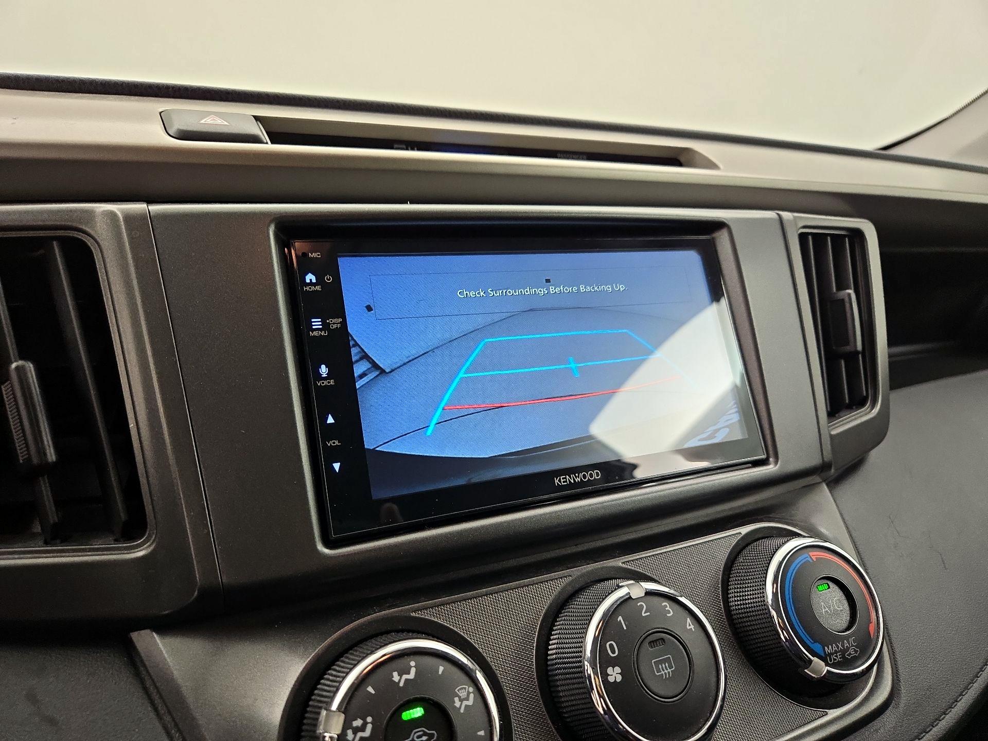 Thumbnail: 2014 Toyota RAV4 - 14