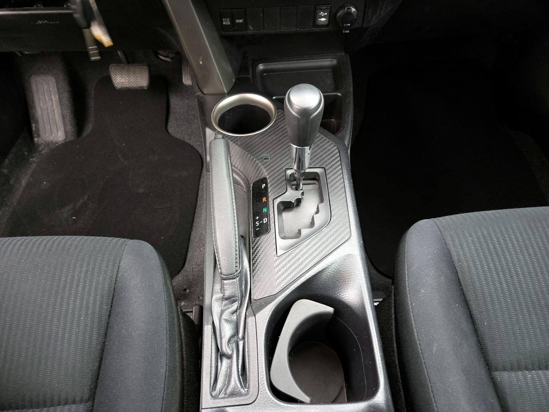 Thumbnail: 2014 Toyota RAV4 - 17
