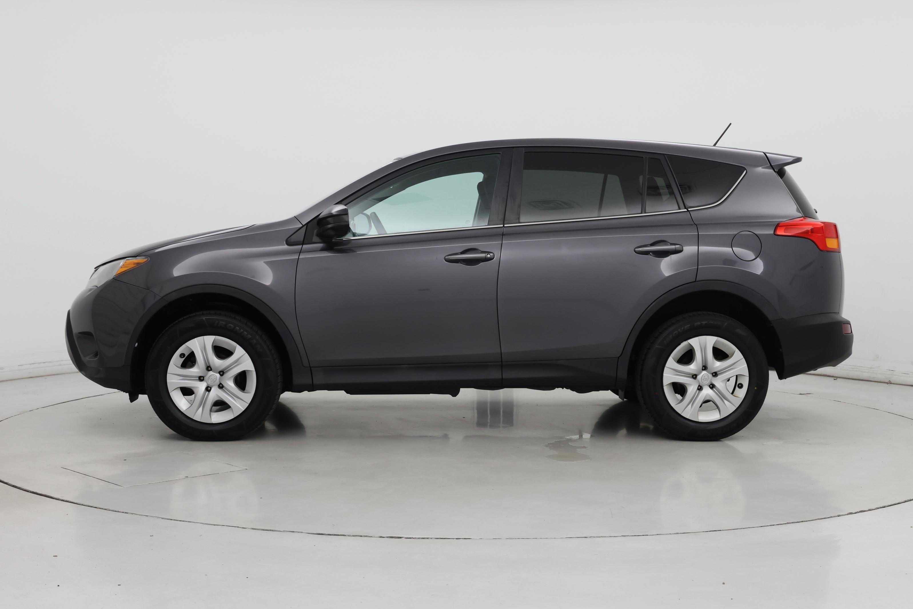Thumbnail: 2014 Toyota RAV4 - 3