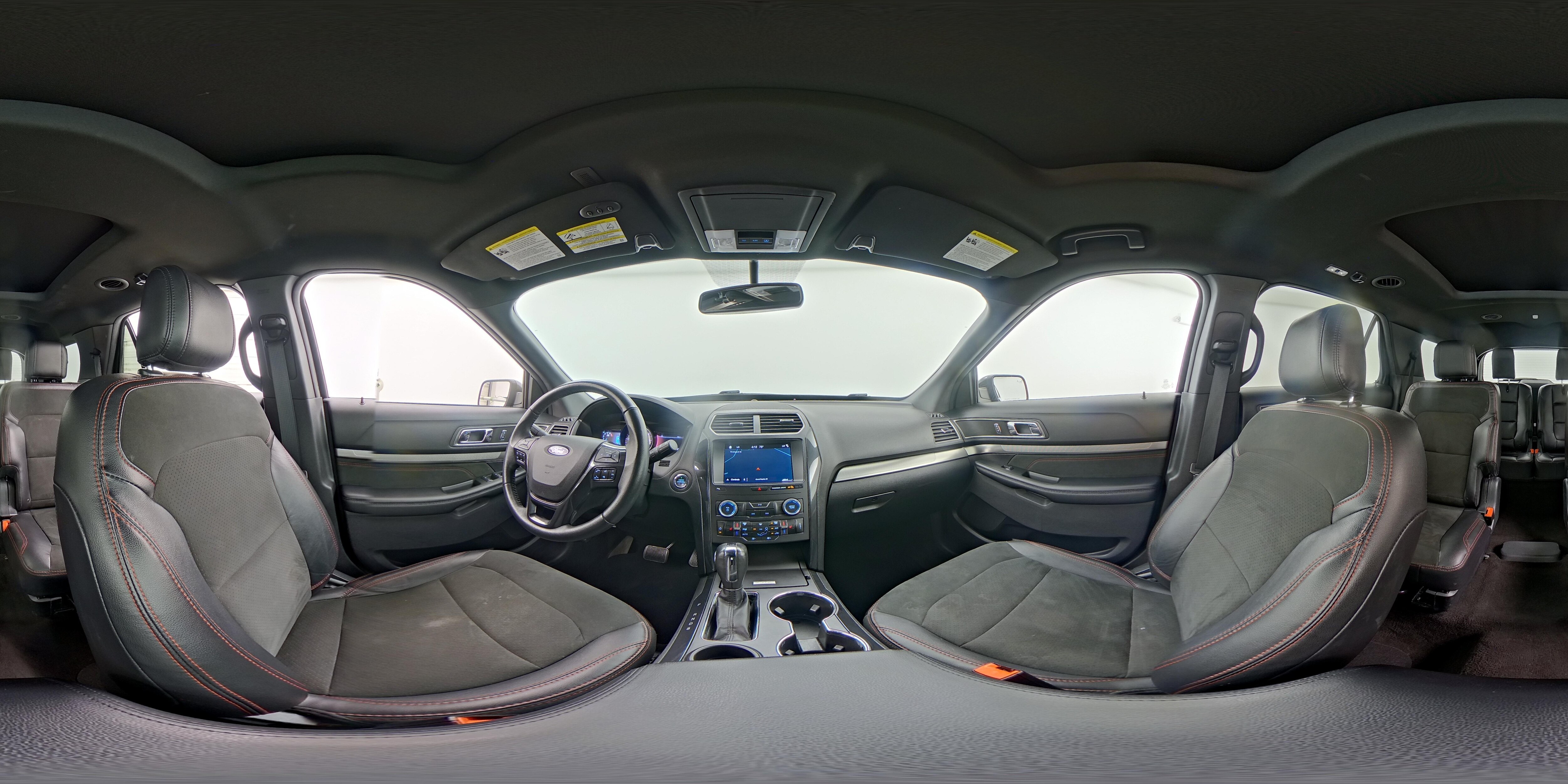 2019 Ford Explorer XLT - Photo 29