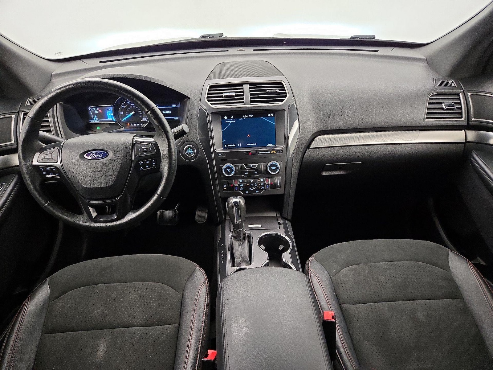 2019 Ford Explorer XLT - Photo 10