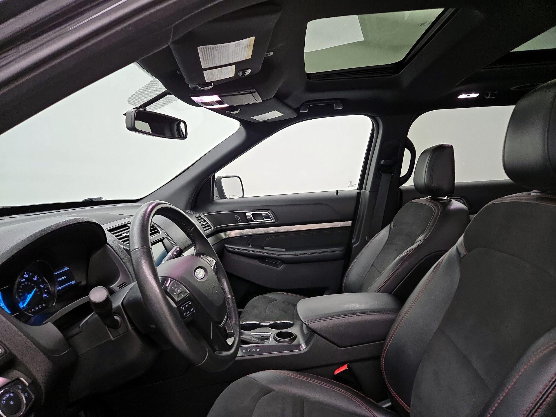 Thumbnail: 2019 Ford Explorer - 20