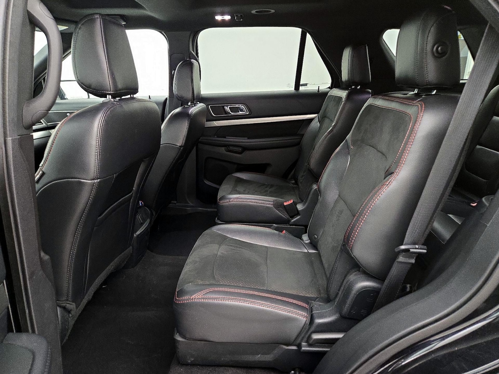 2019 Ford Explorer XLT - Photo 22