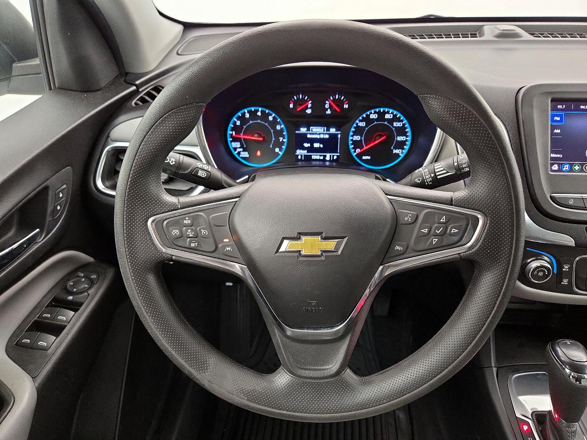 Thumbnail: 2020 Chevrolet Equinox - 10