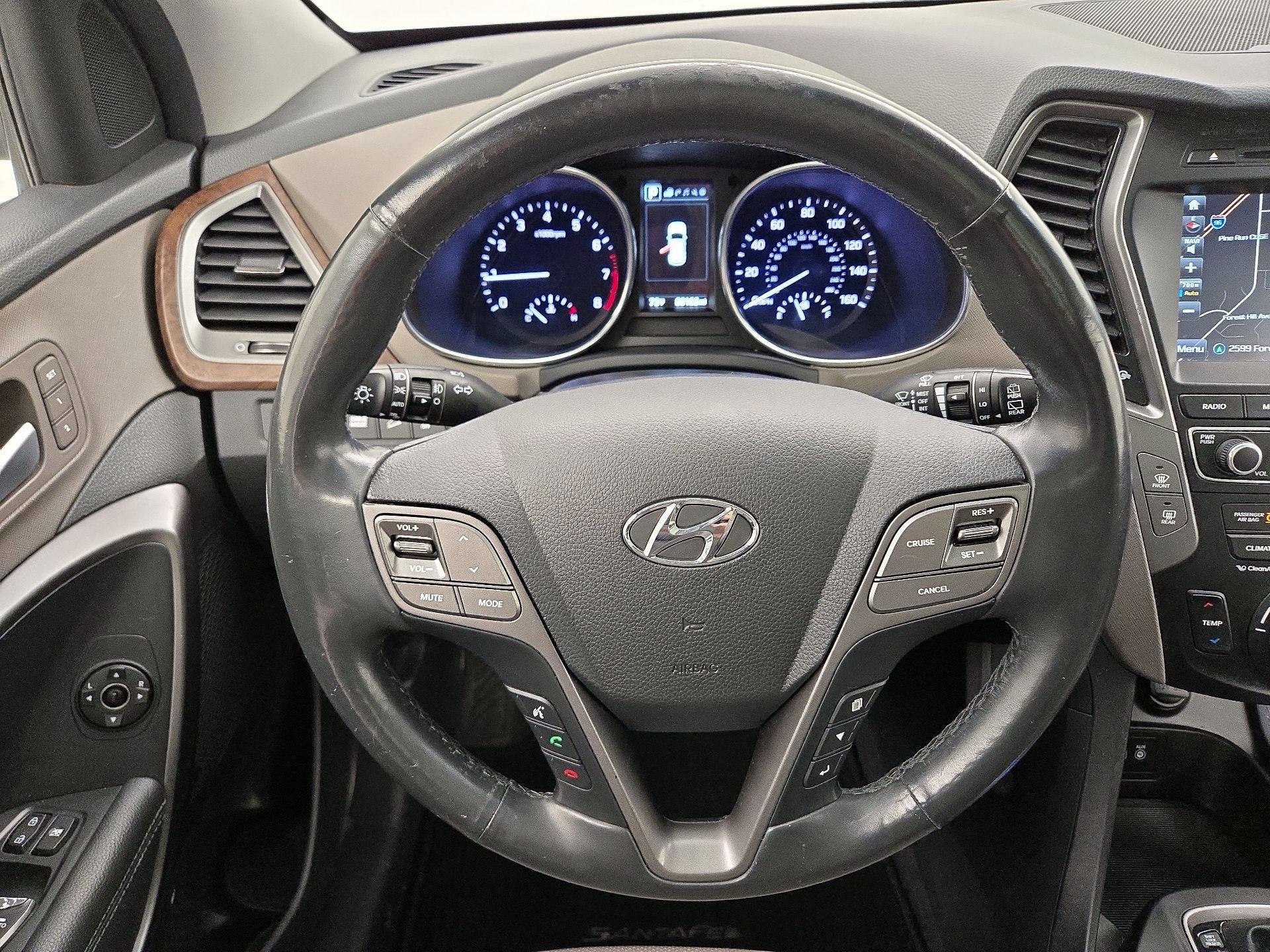 Thumbnail: 2018 Hyundai Santa Fe - 10