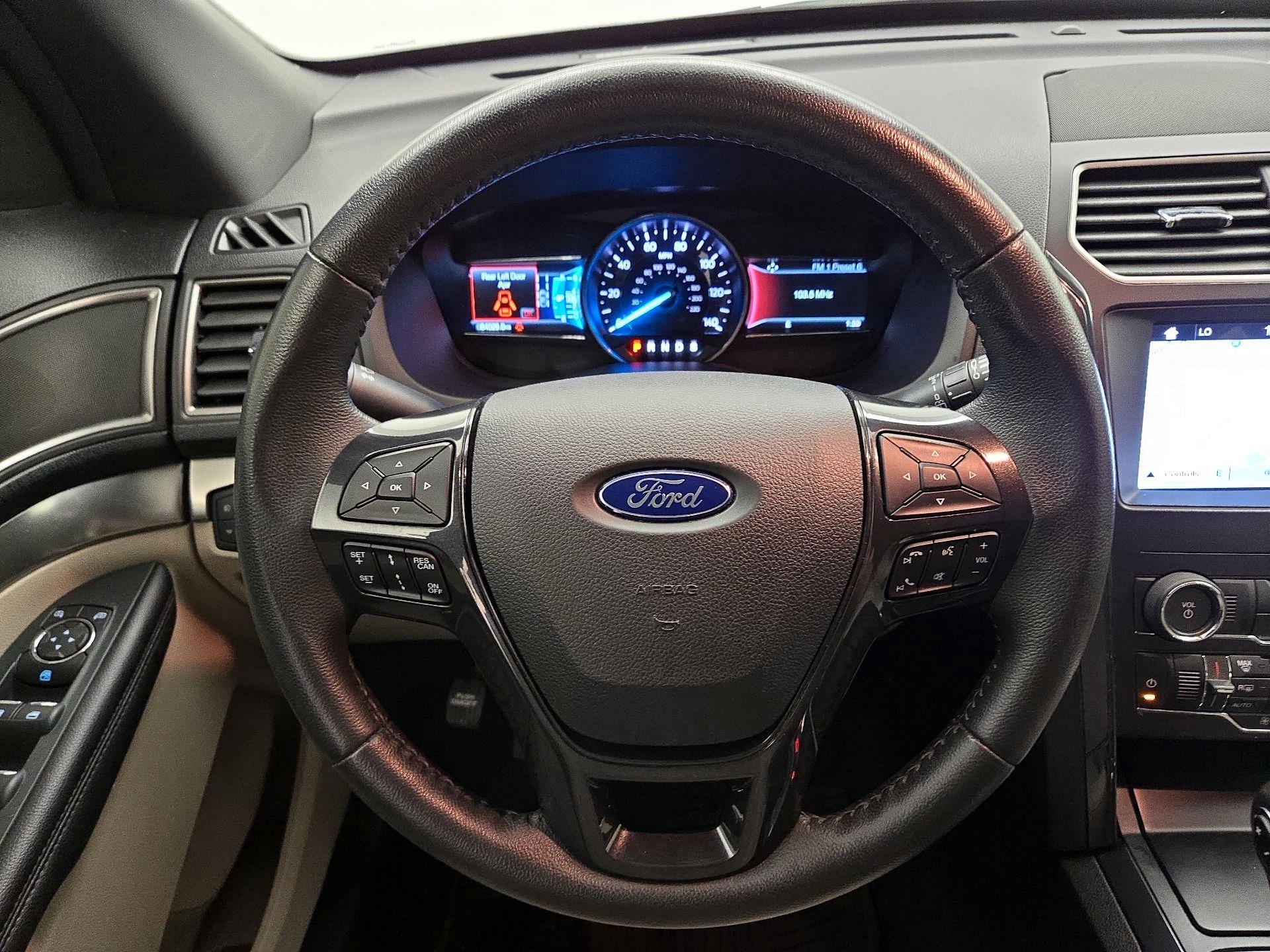 Thumbnail: 2019 Ford Explorer - 10