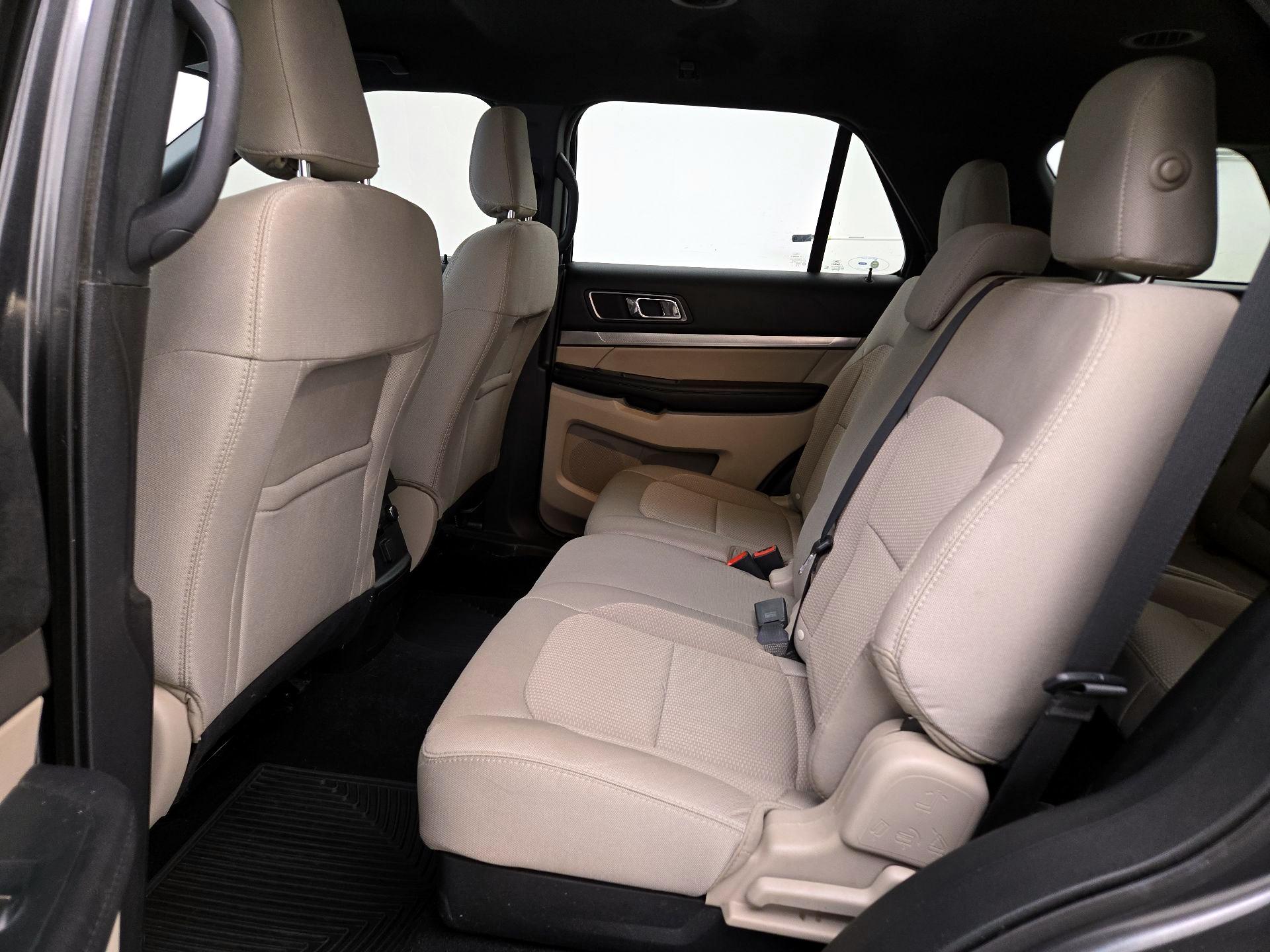 Thumbnail: 2019 Ford Explorer - 20