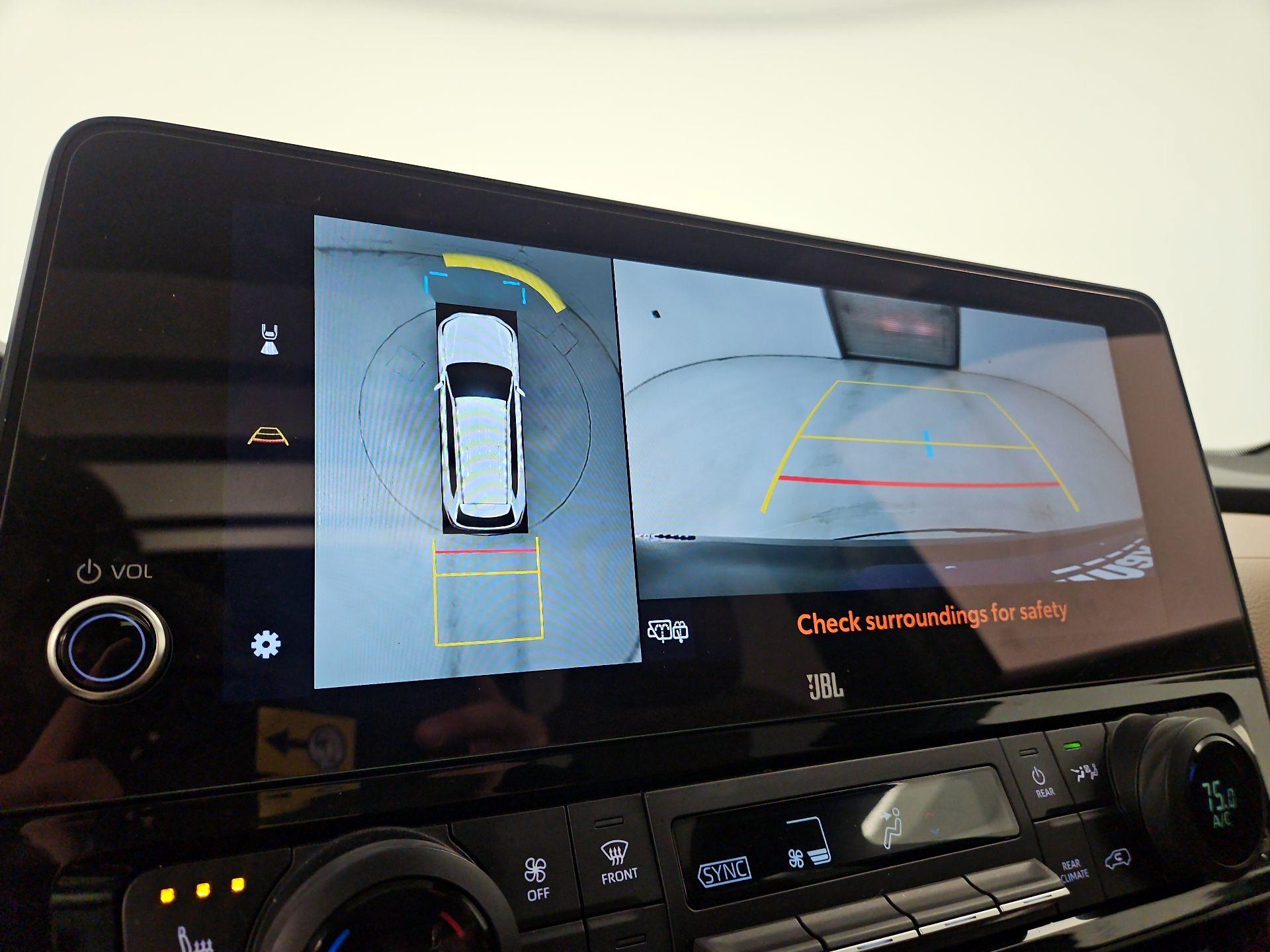 Thumbnail: 2026 Toyota Highlander - 12
