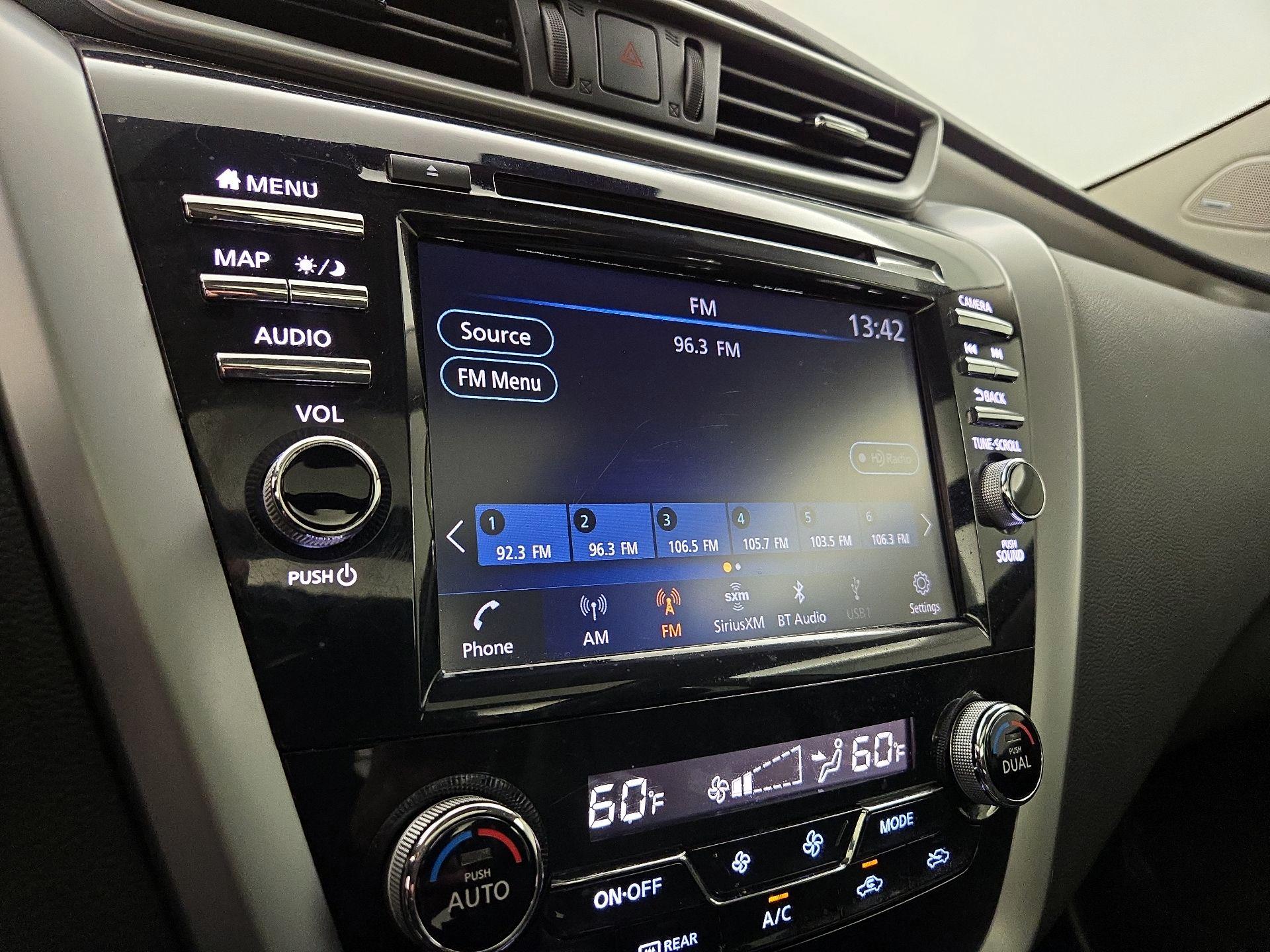 Thumbnail: 2020 Nissan Murano - 16
