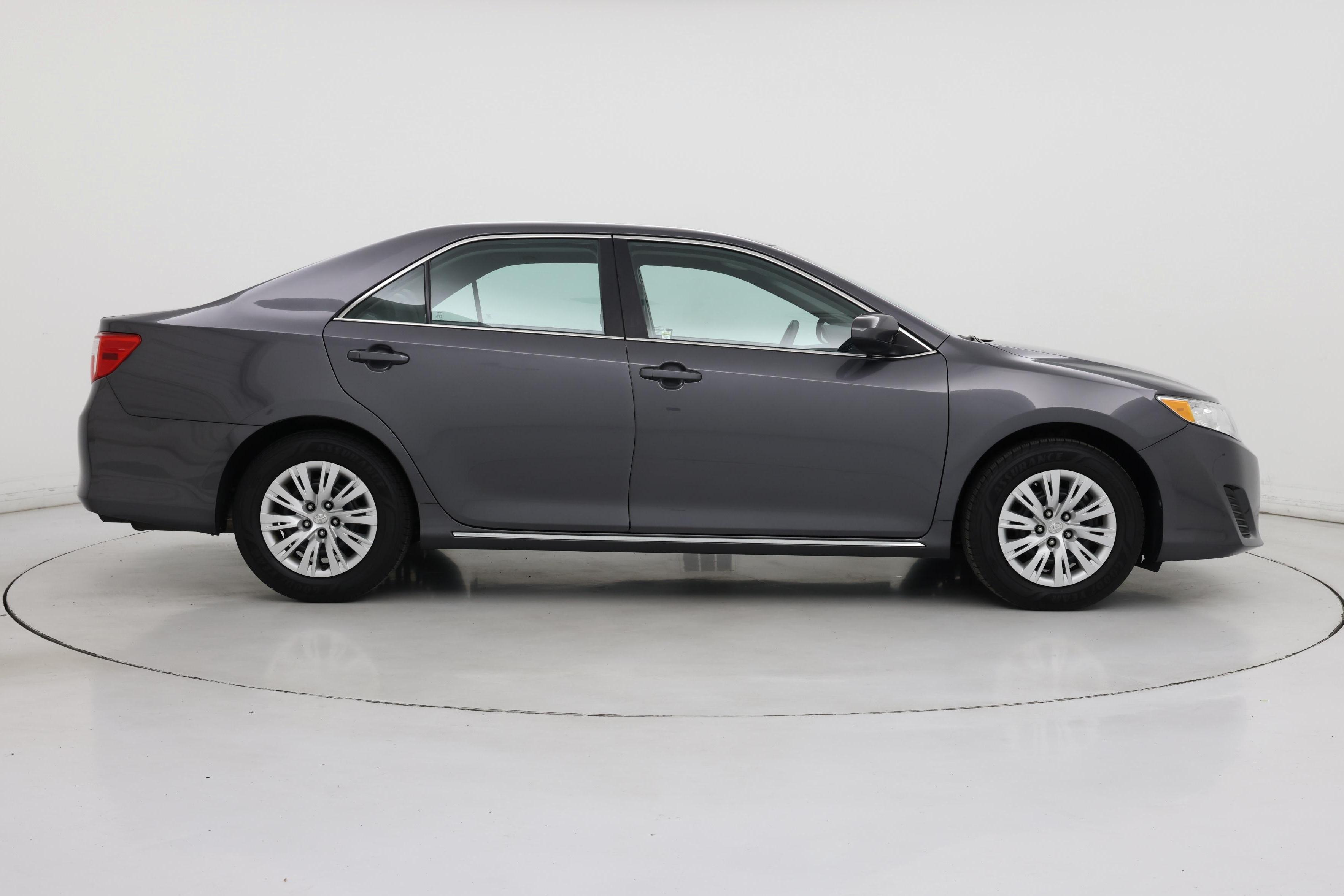 Thumbnail: 2014 Toyota Camry - 7