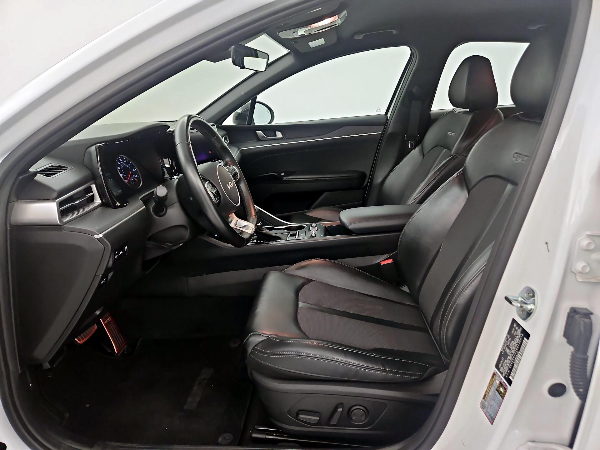 Thumbnail: 2022 Kia K5 - 9