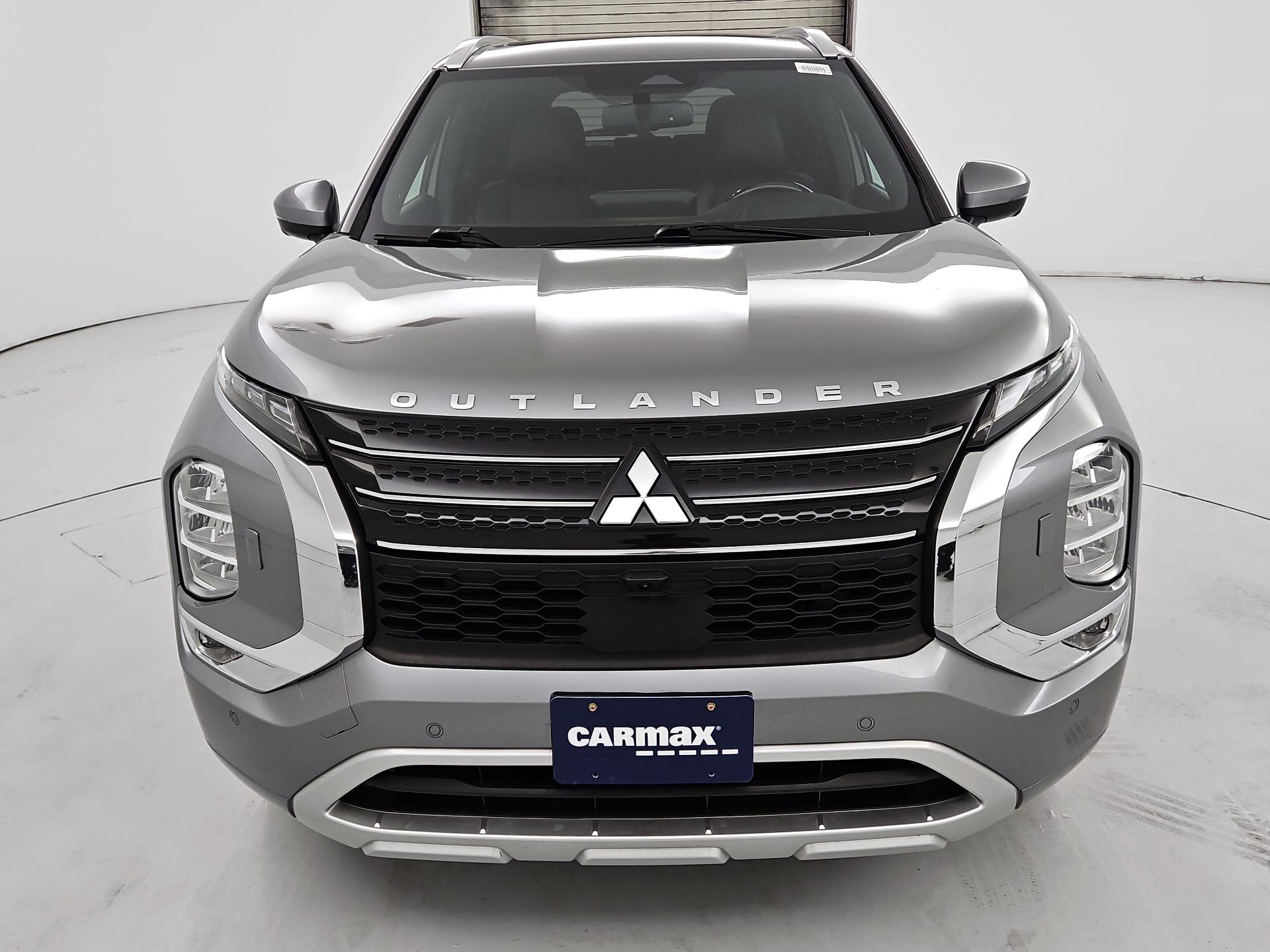 Thumbnail: 2022 Mitsubishi Outlander - 2