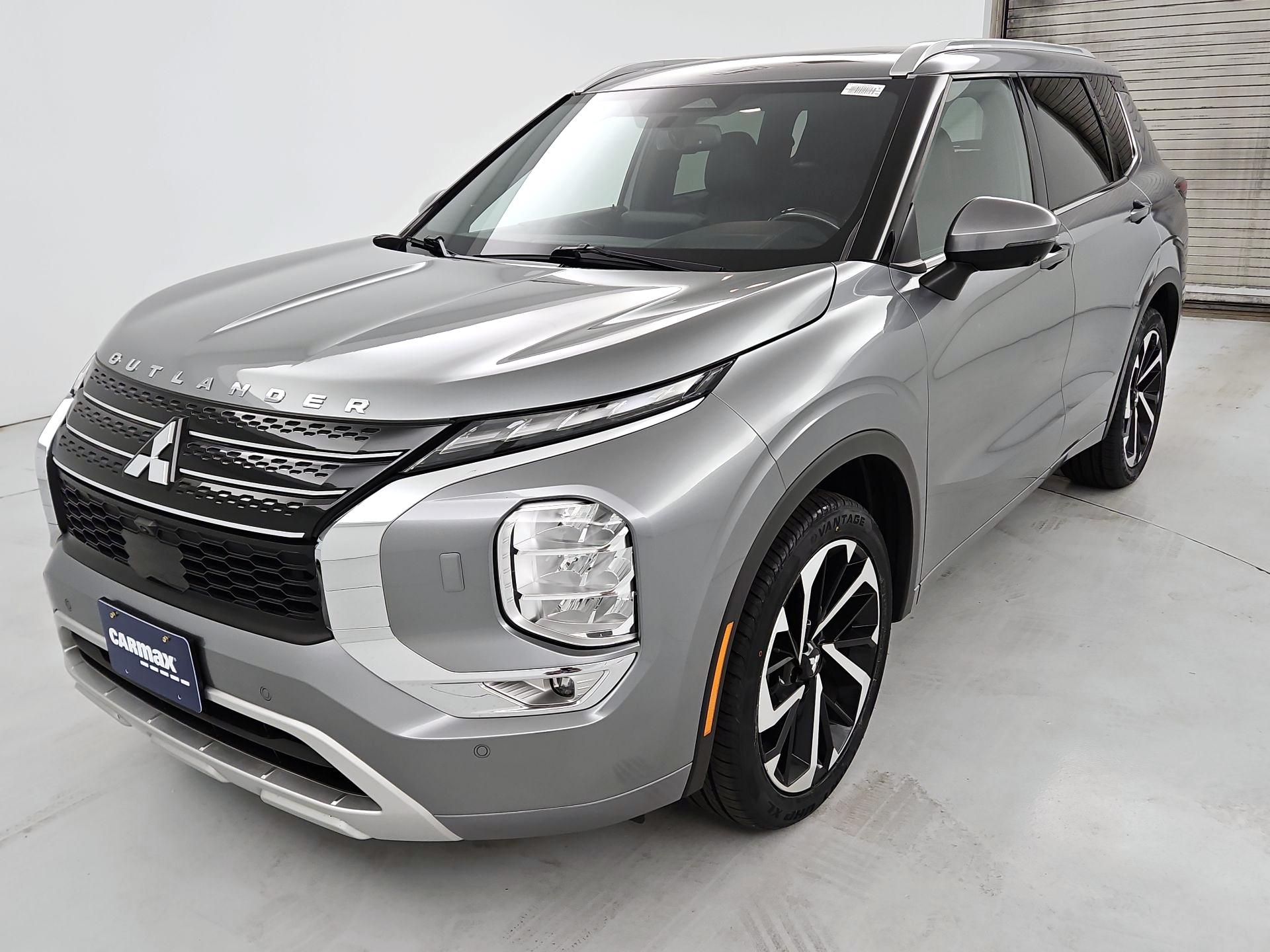 Thumbnail: 2022 Mitsubishi Outlander - 3