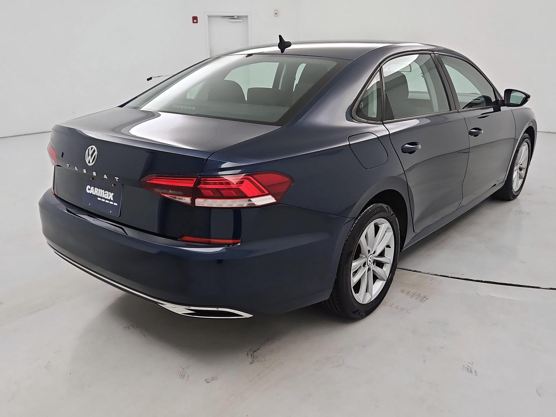 Thumbnail: 2020 Volkswagen Passat - 5