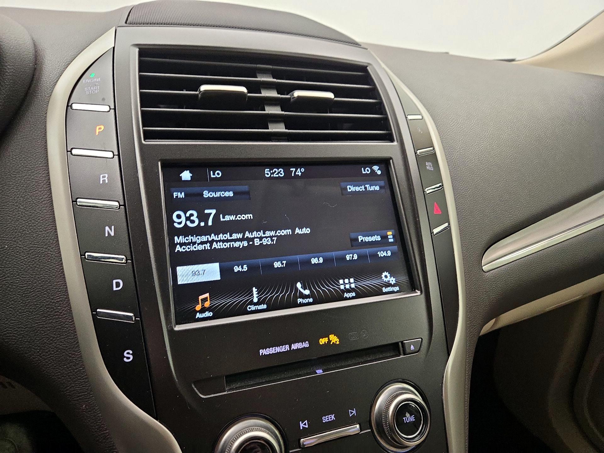 Thumbnail: 2019 Lincoln MKC - 15