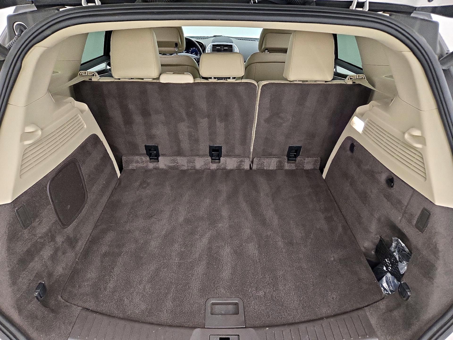 Thumbnail: 2019 Lincoln MKC - 20