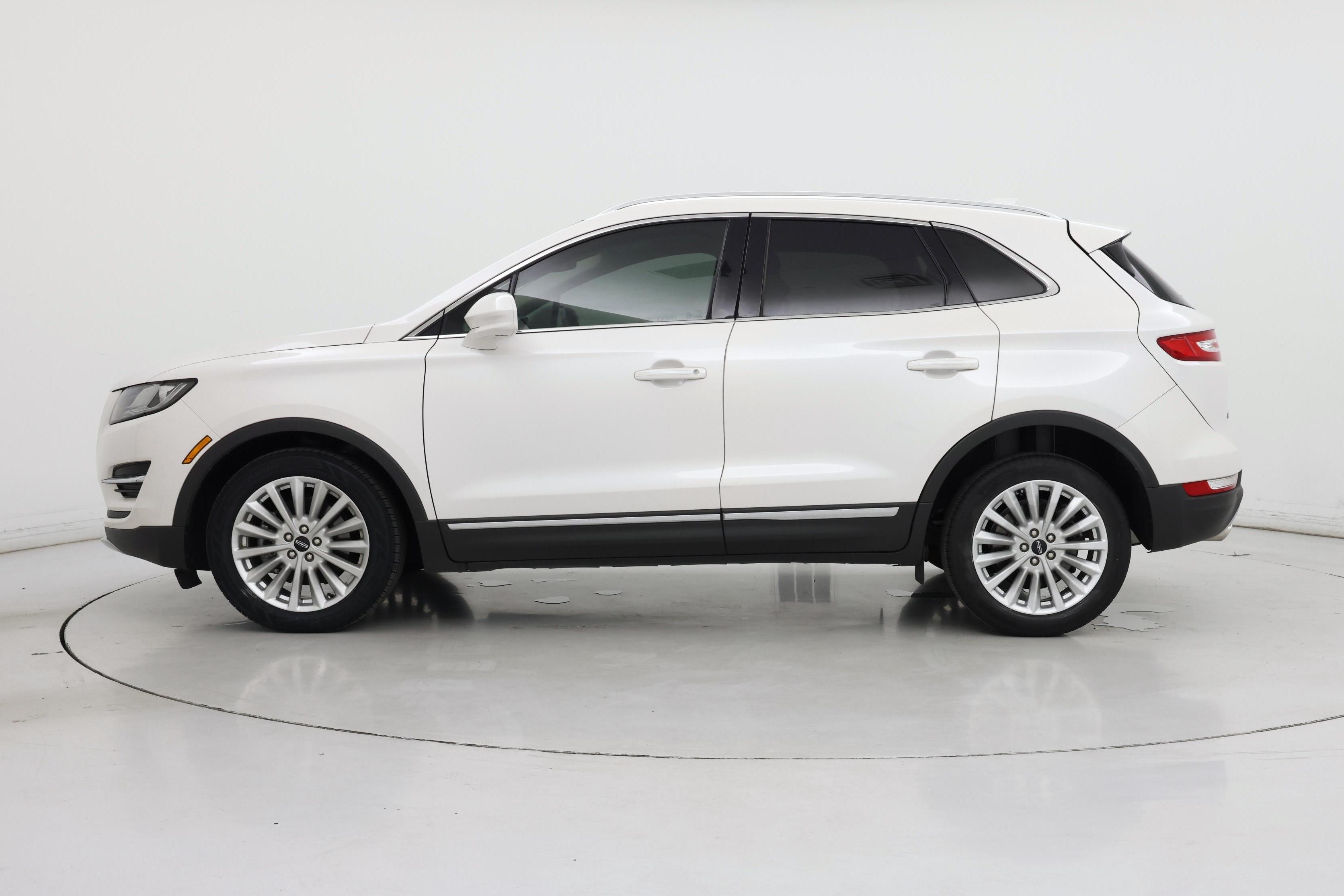 Thumbnail: 2019 Lincoln MKC - 3