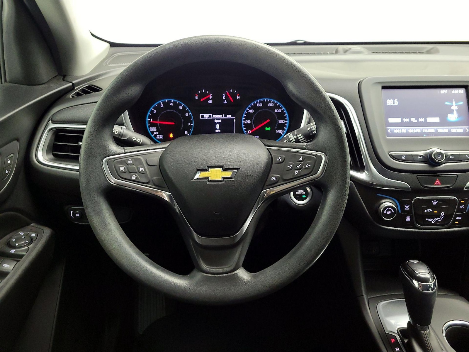 2018 Chevrolet Equinox LT - Photo 11