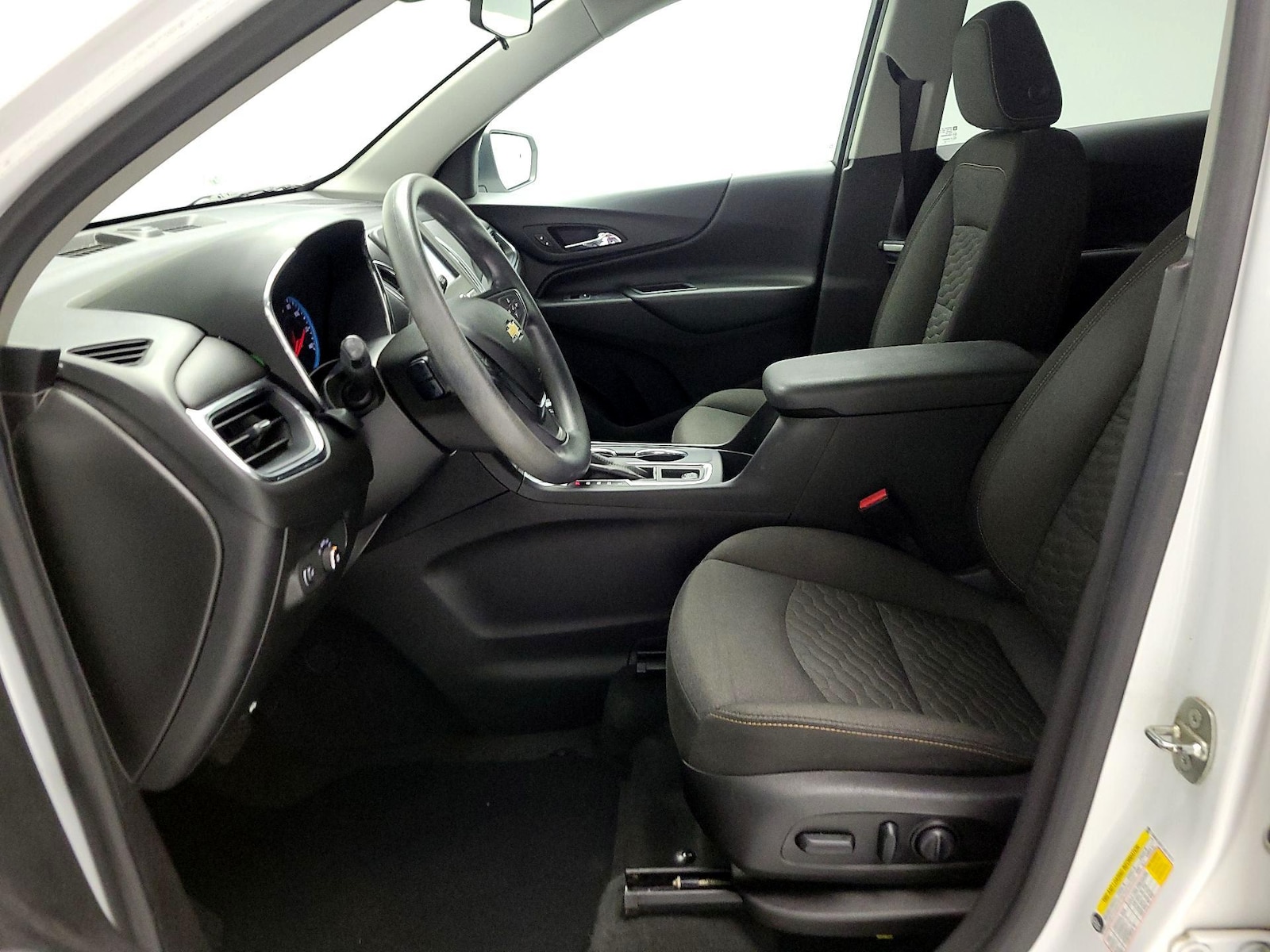 2018 Chevrolet Equinox LT - Photo 12