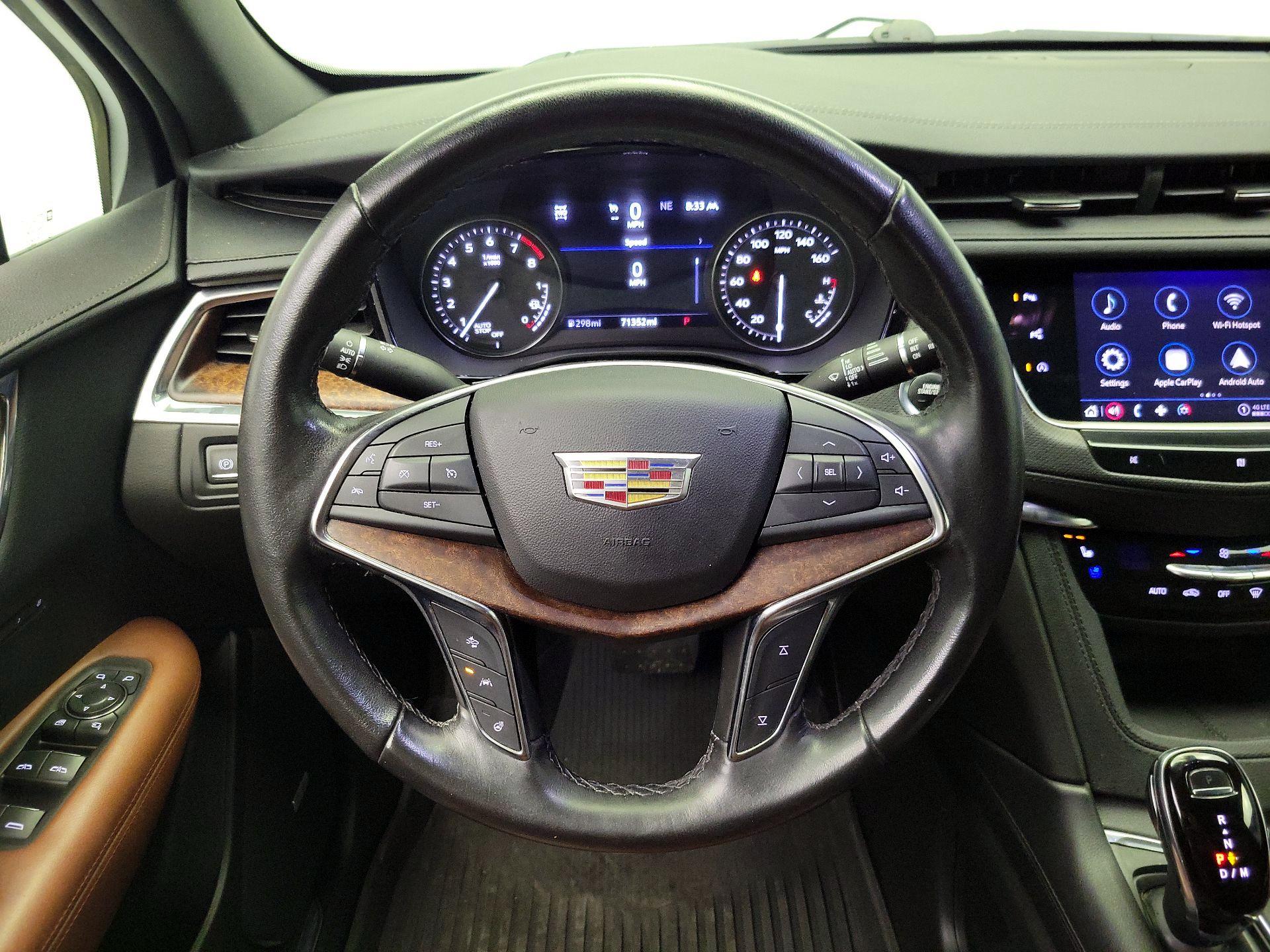 Thumbnail: 2021 Cadillac XT5 - 10