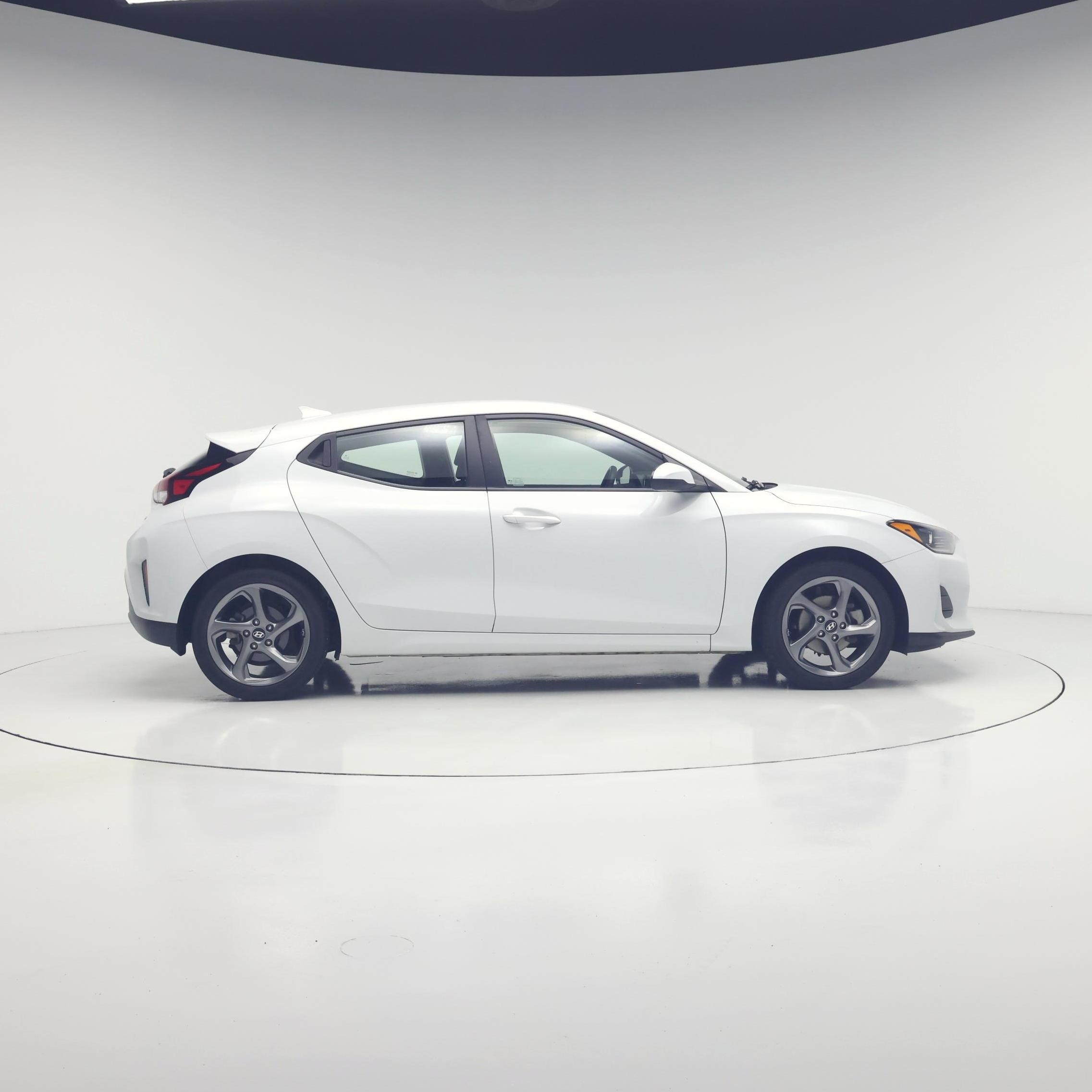 Thumbnail: 2020 Hyundai Veloster - 7