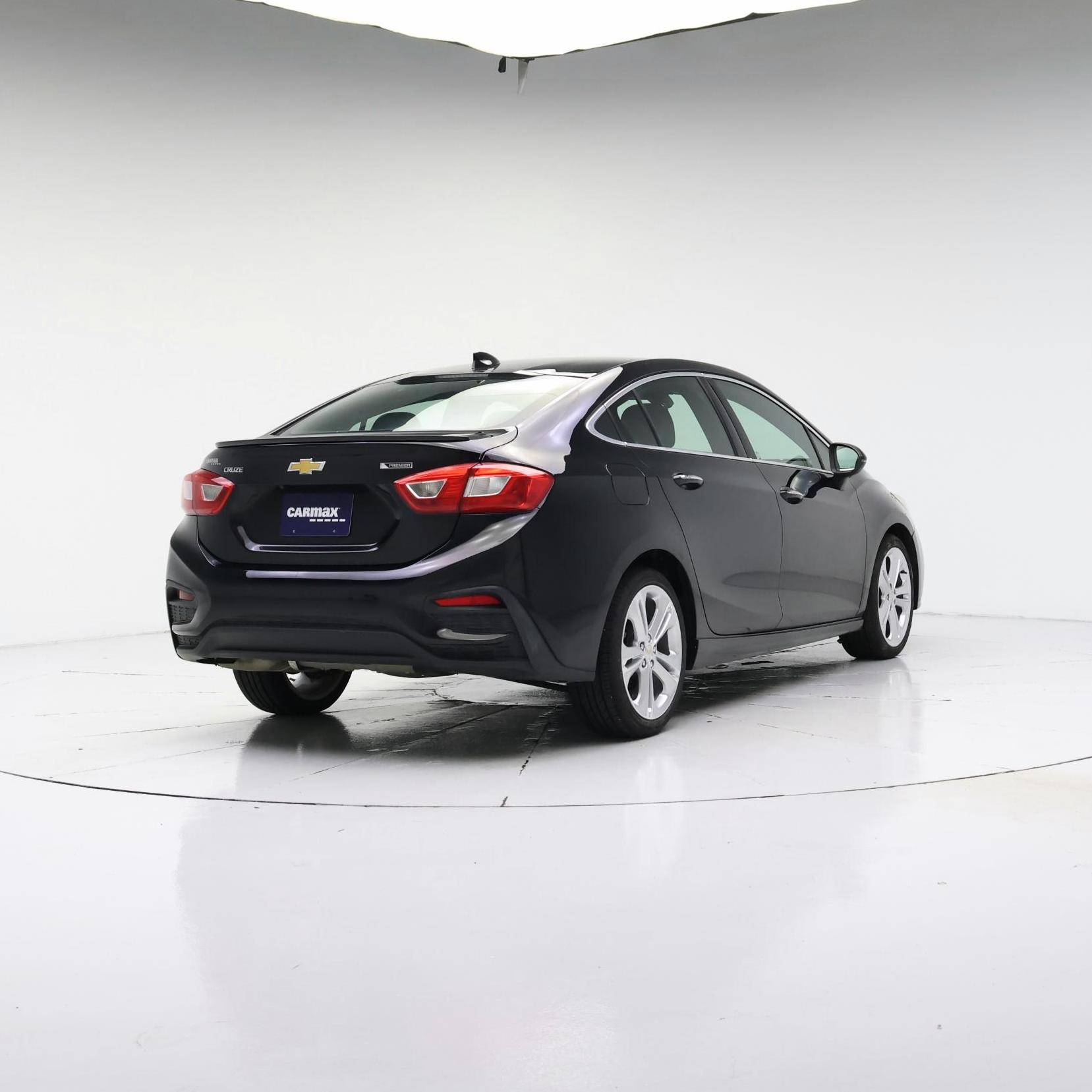 Thumbnail: 2017 Chevrolet Cruze - 8