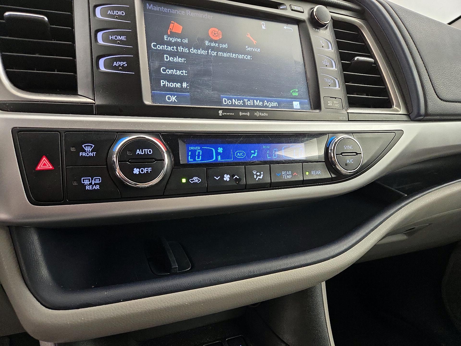 Thumbnail: 2018 Toyota Highlander - 17