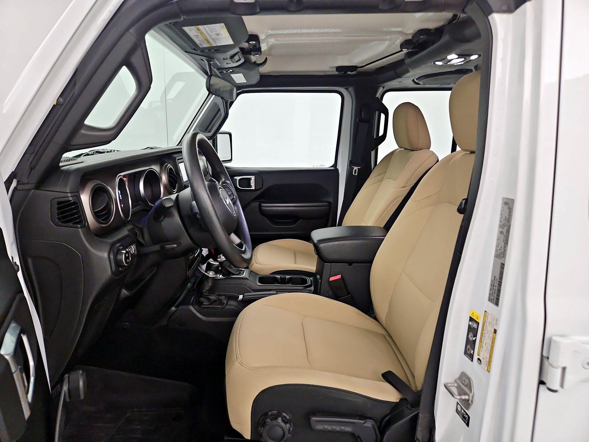 Thumbnail: 2021 Jeep Gladiator - 9