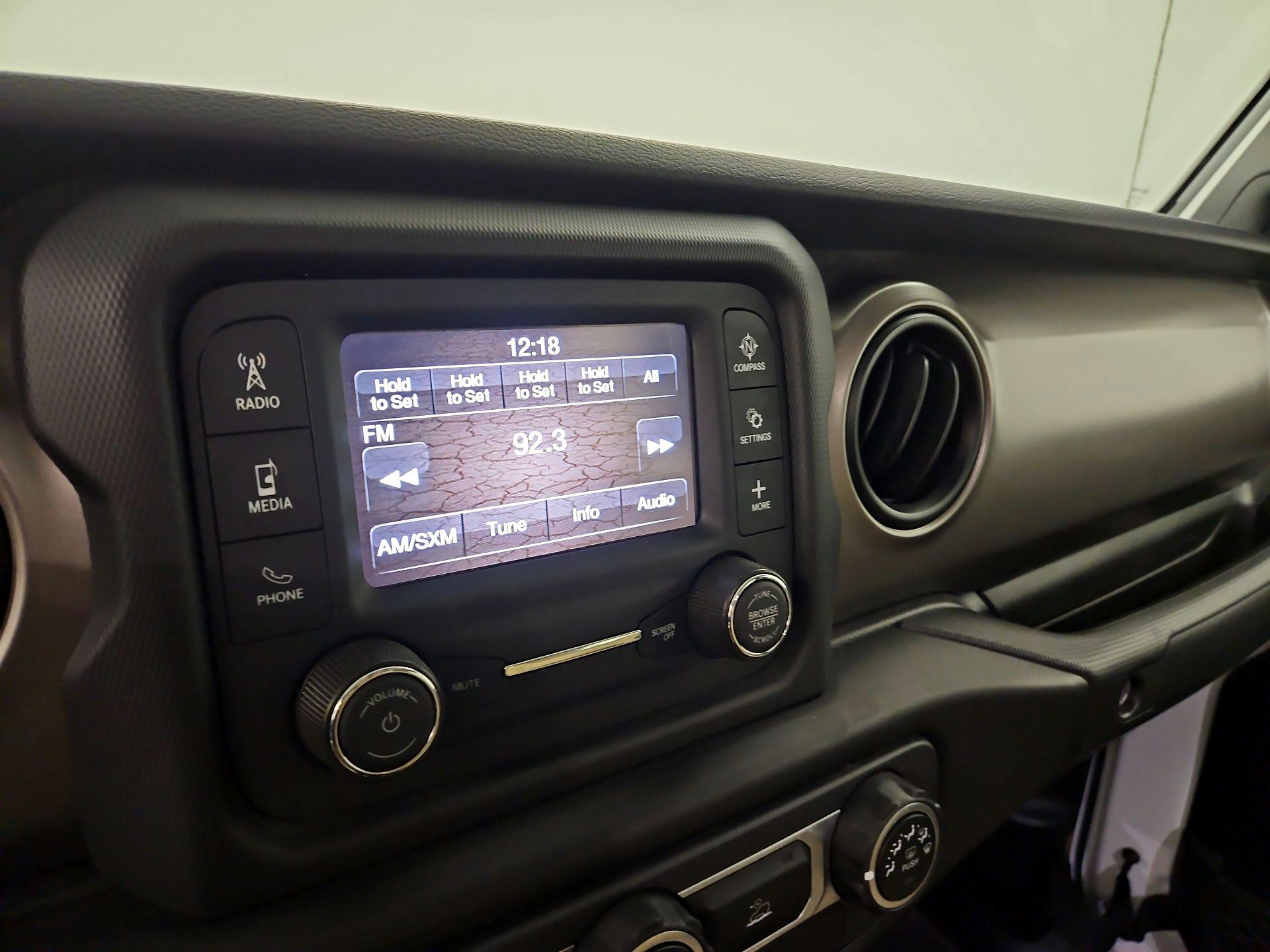 Thumbnail: 2021 Jeep Gladiator - 13