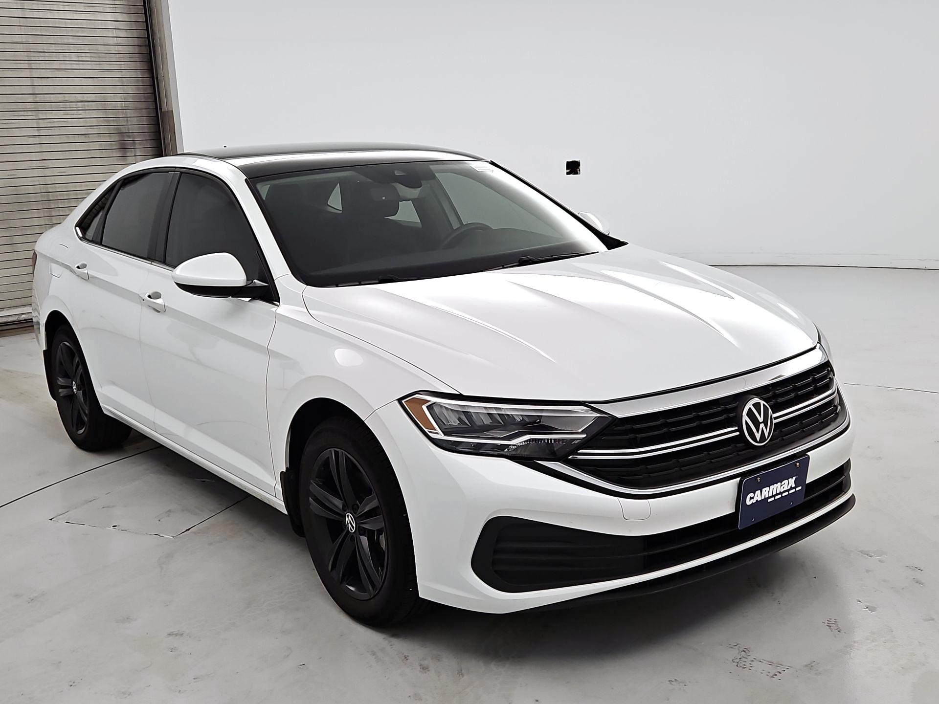 Thumbnail: 2024 Volkswagen Jetta - 1