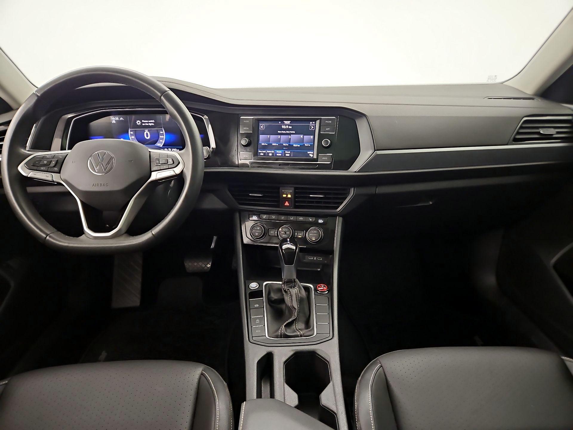 Thumbnail: 2024 Volkswagen Jetta - 8