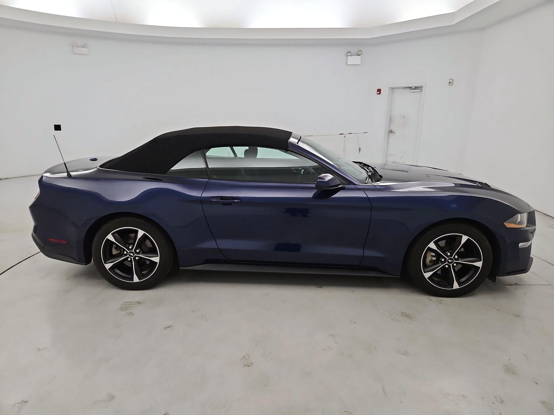 Thumbnail: 2020 Ford Mustang - 4