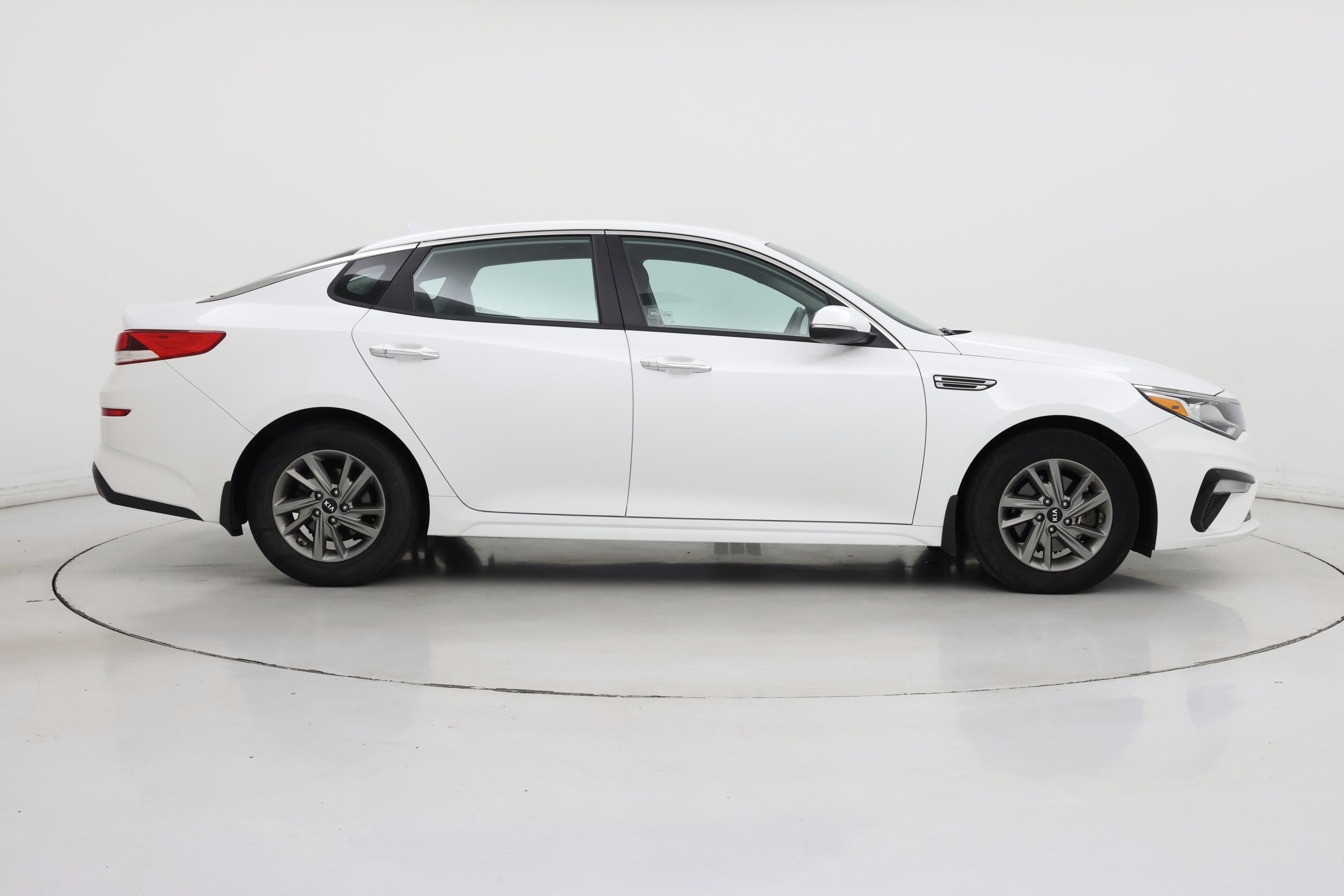 Thumbnail: 2019 Kia Optima - 7