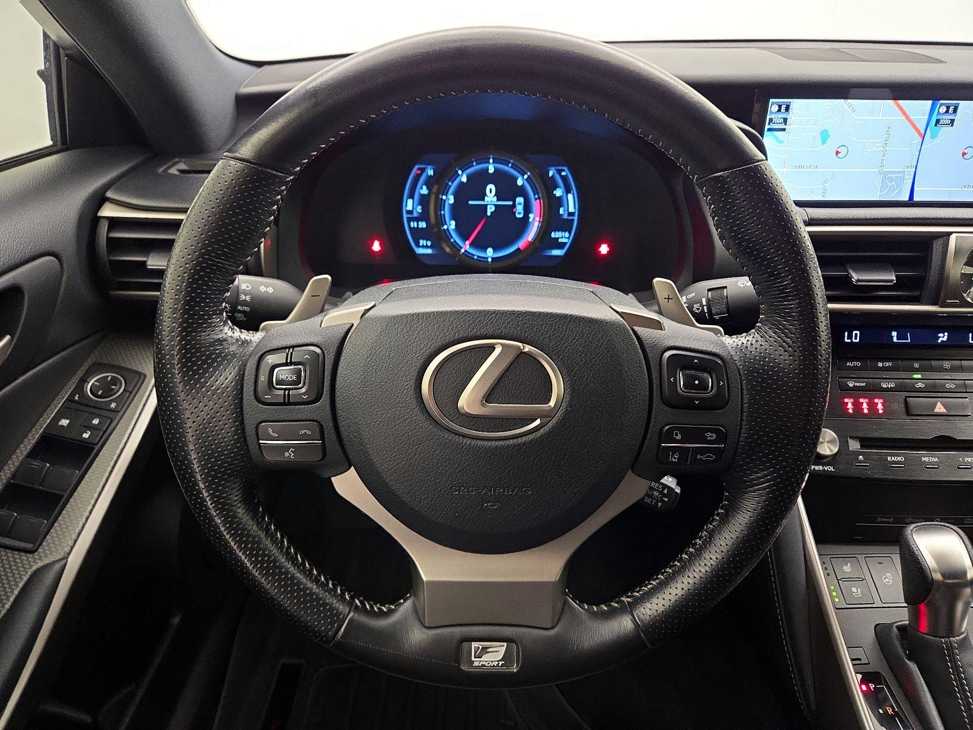 Thumbnail: 2017 Lexus IS - 10