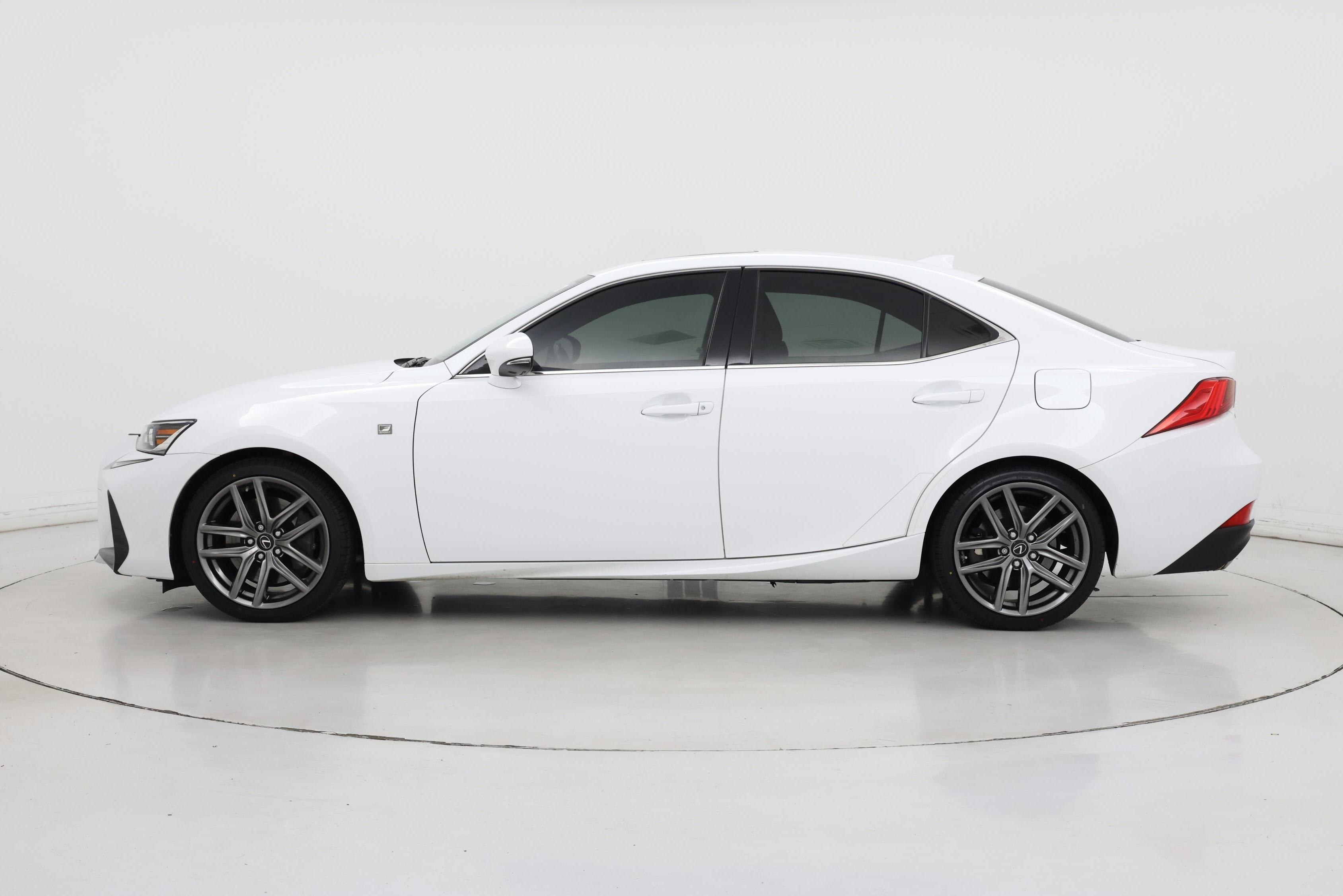 Thumbnail: 2017 Lexus IS - 3