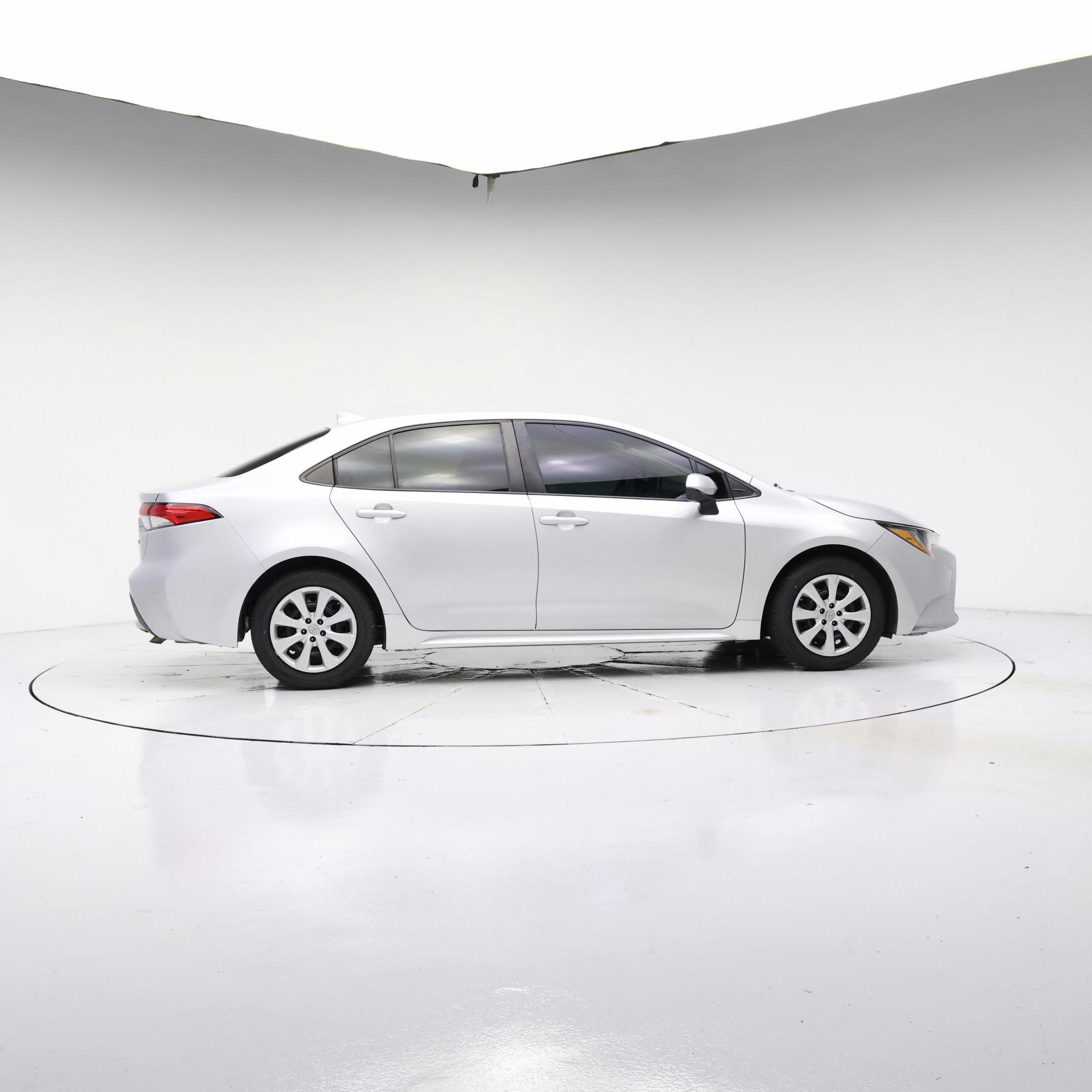 Thumbnail: 2021 Toyota Corolla - 3
