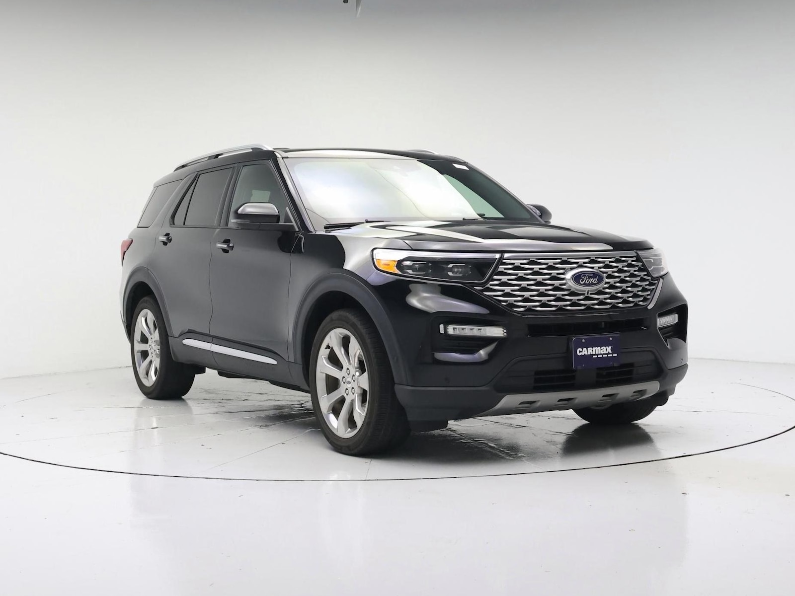 2020 Ford Explorer Platinum - Photo 2
