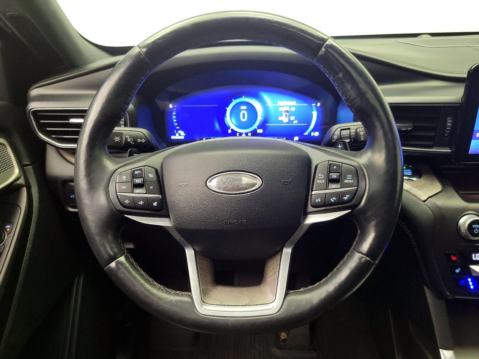 2020 Ford Explorer Platinum - Photo 11