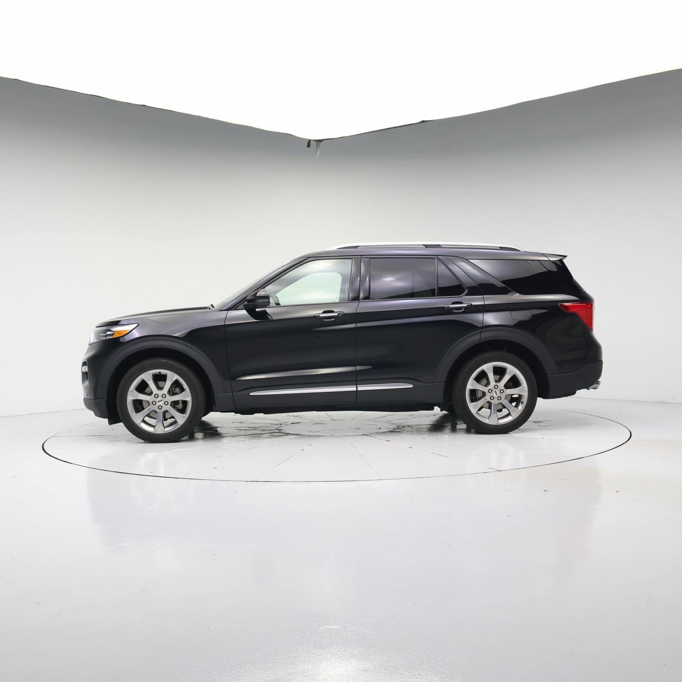 Thumbnail: 2020 Ford Explorer - 3
