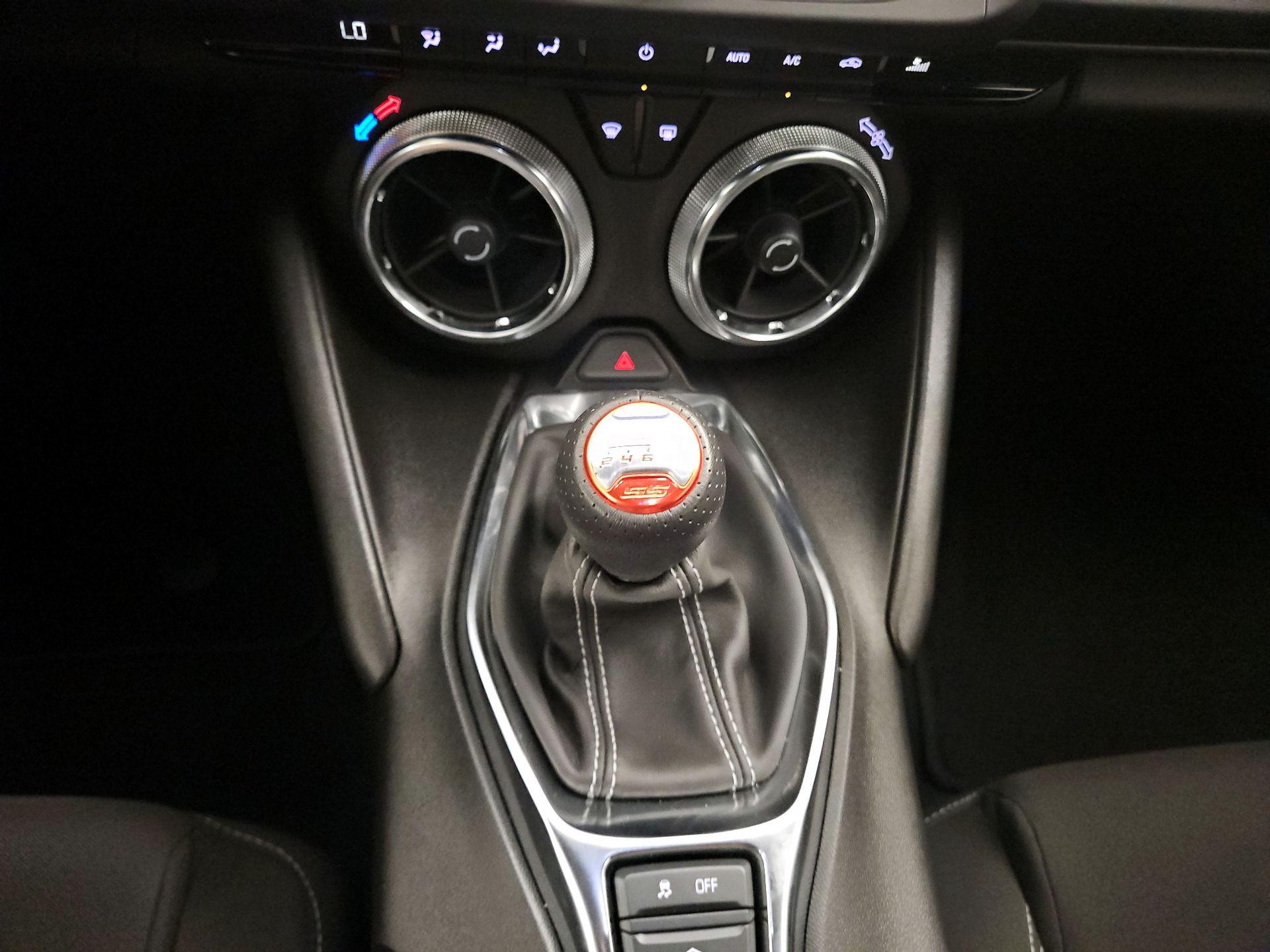 Thumbnail: 2022 Chevrolet Camaro - 14