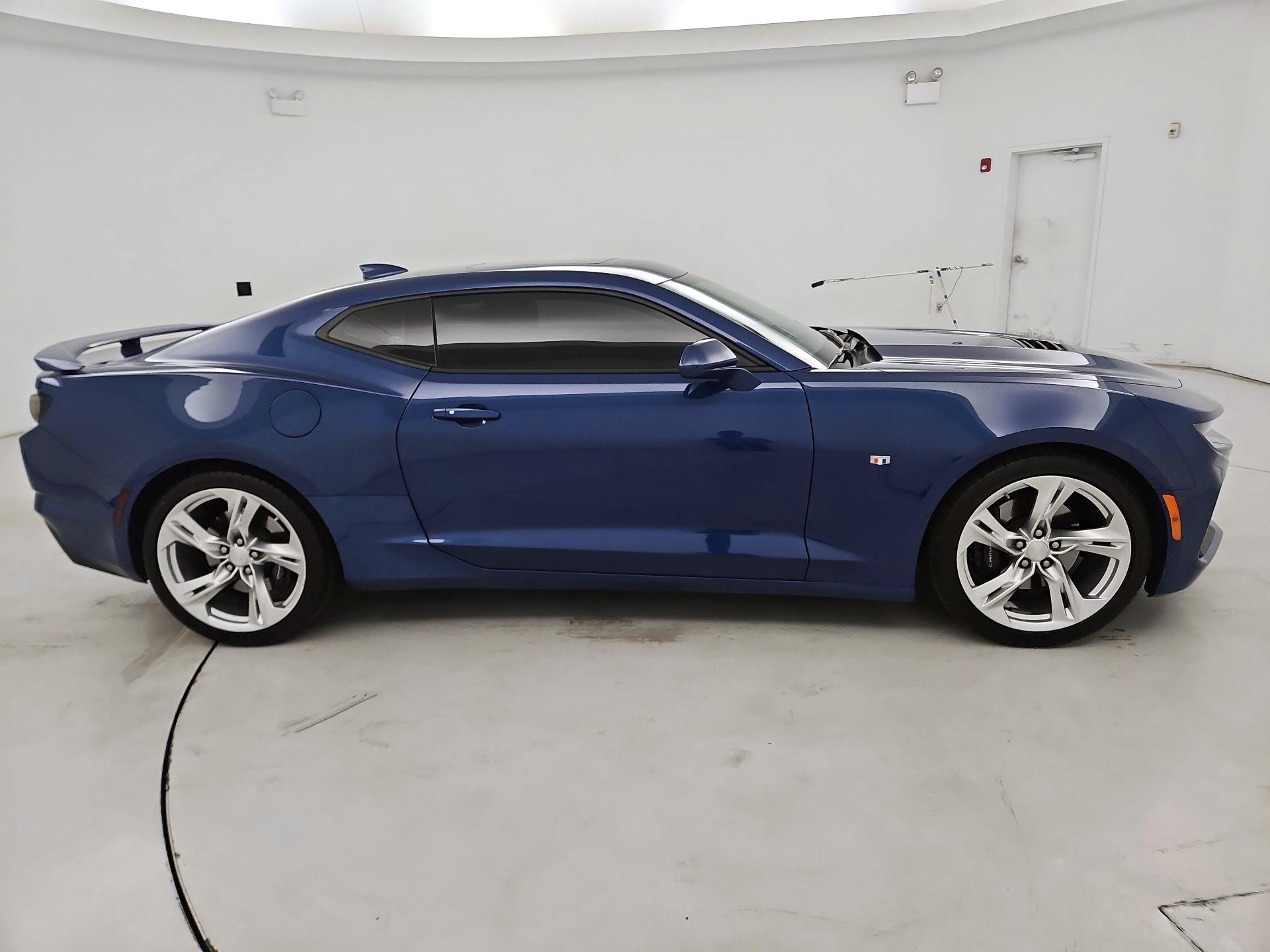 Thumbnail: 2022 Chevrolet Camaro - 4