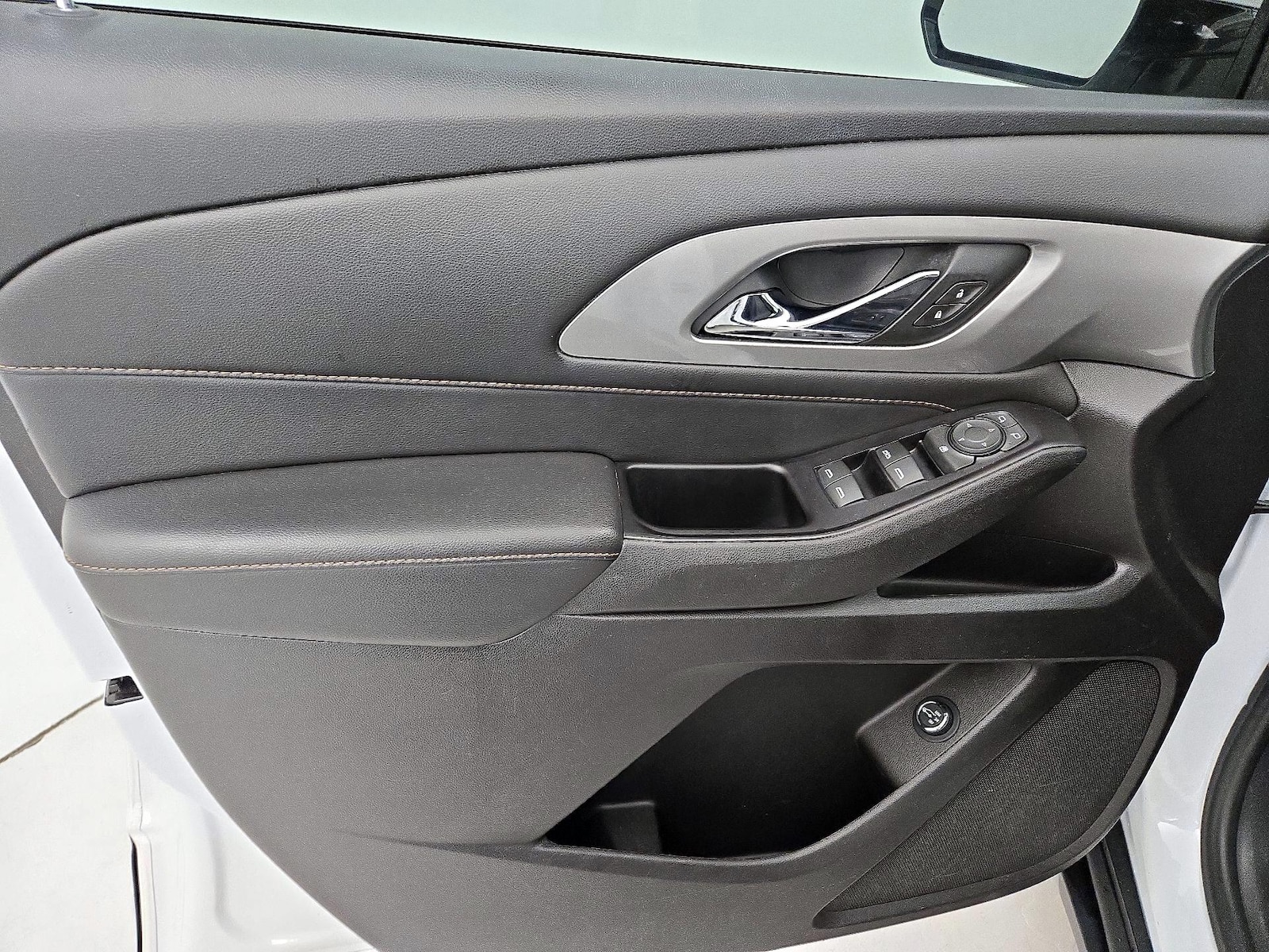 2018 Chevrolet Traverse 1LT - Photo 13