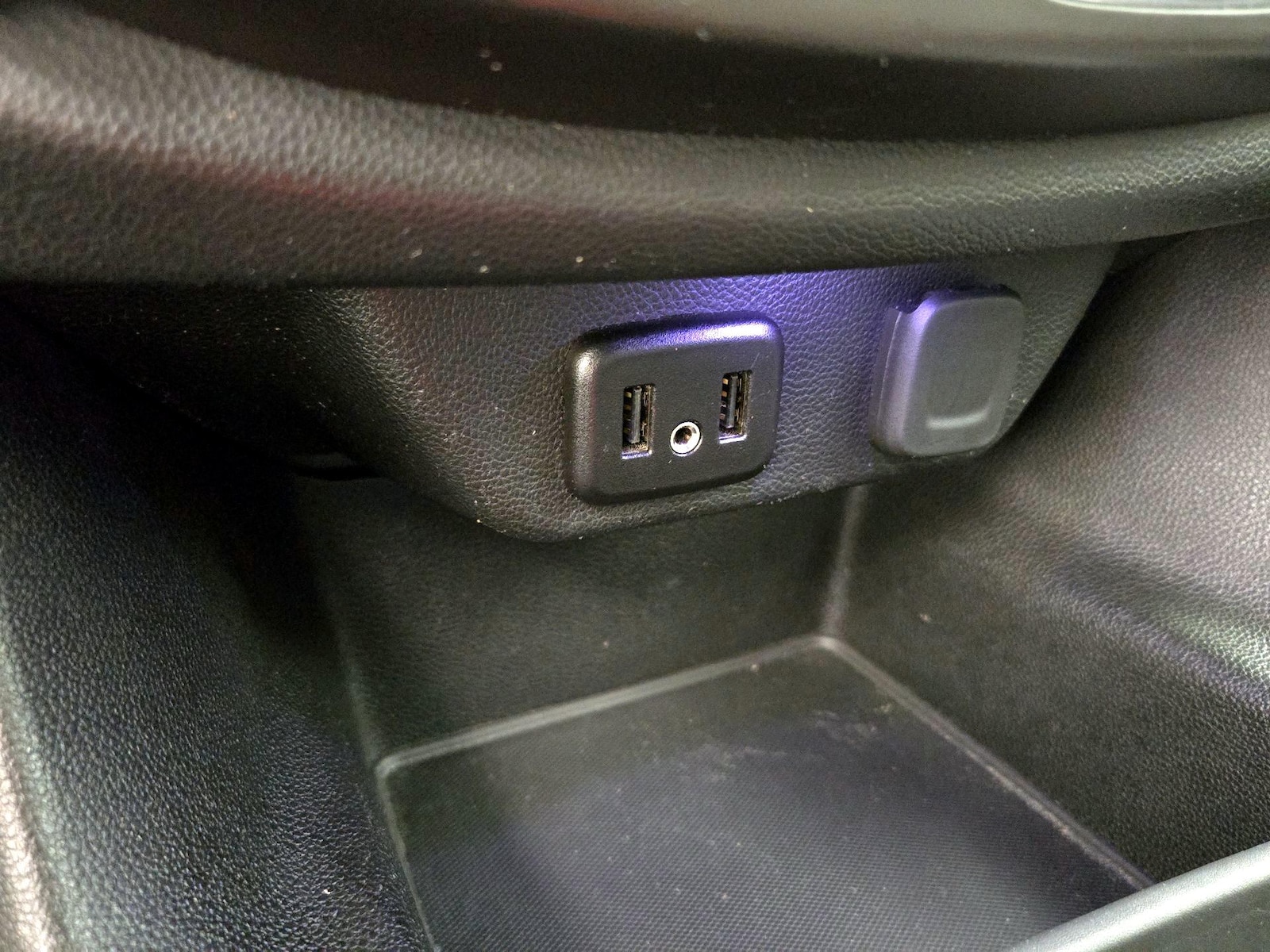 2018 Chevrolet Traverse 1LT - Photo 19