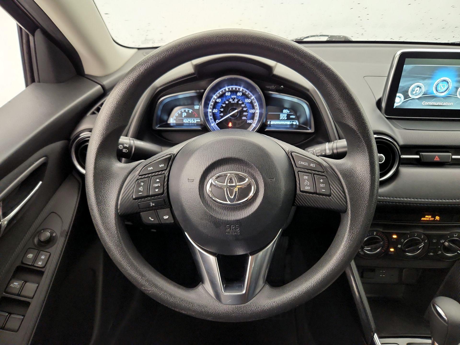 Thumbnail: 2018 Toyota Yaris iA - 10