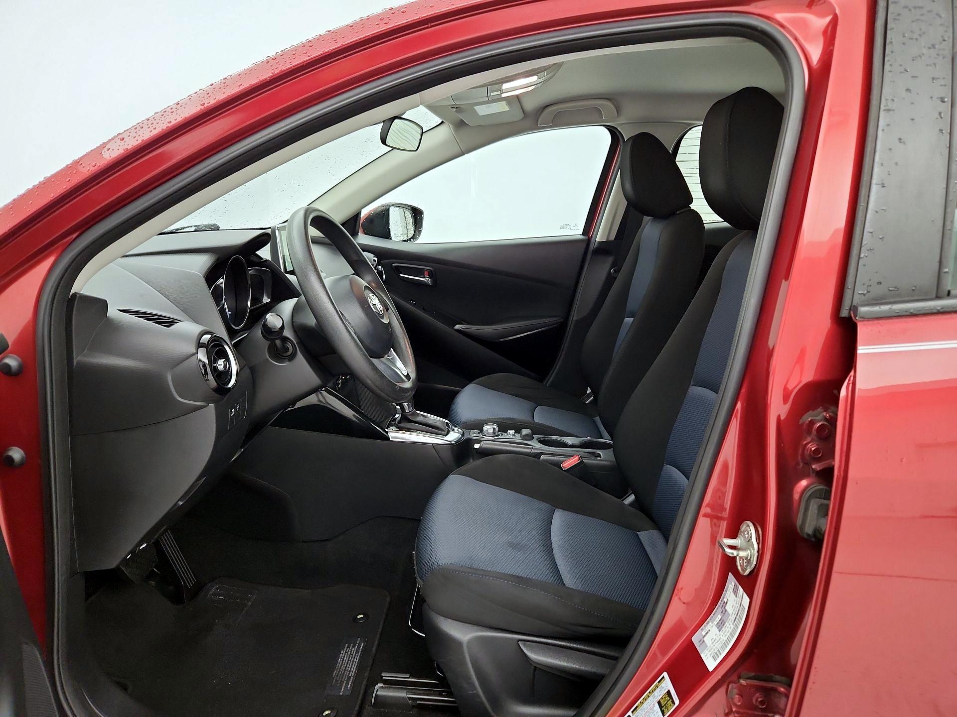 Thumbnail: 2018 Toyota Yaris iA - 11