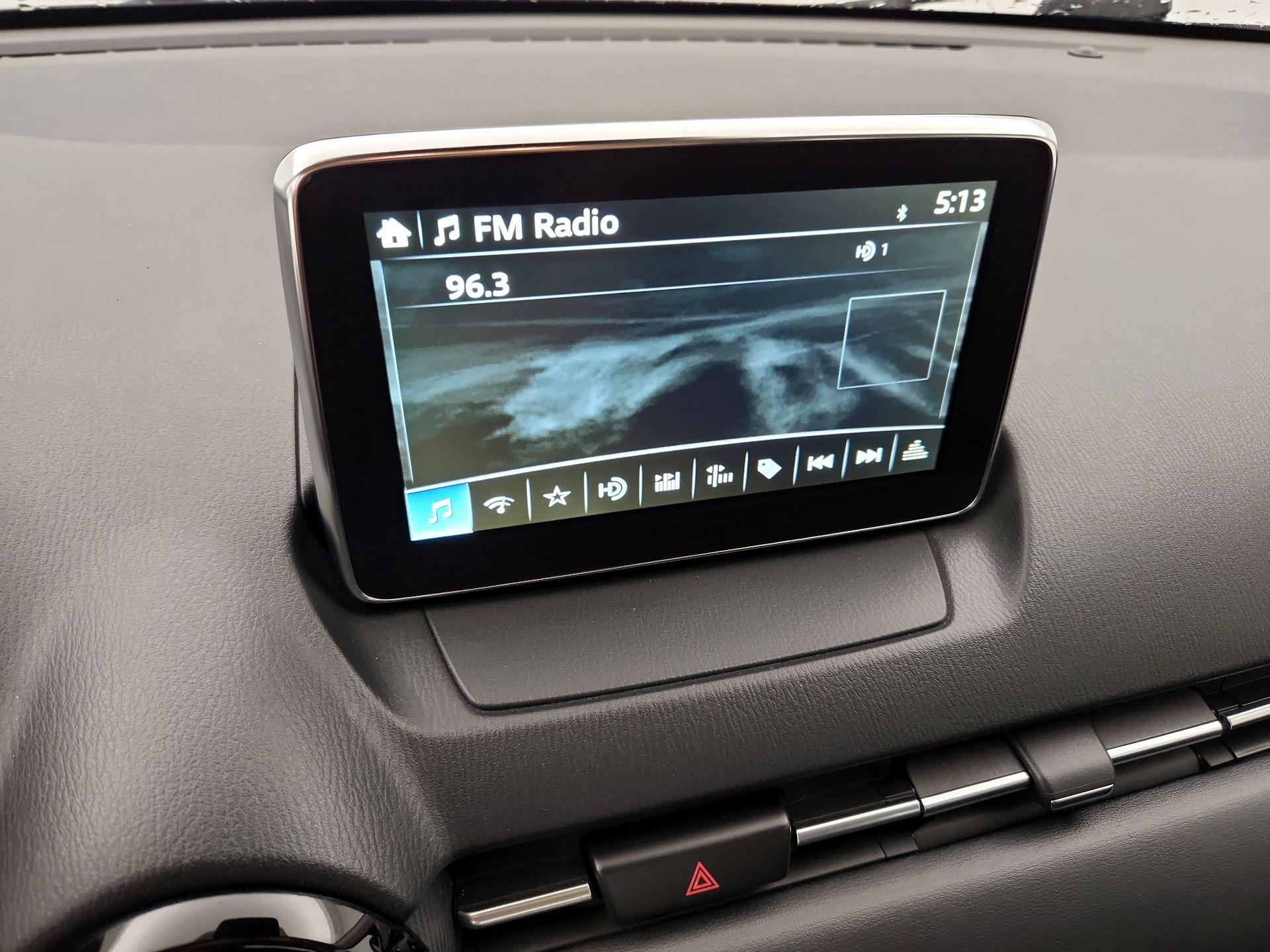 Thumbnail: 2018 Toyota Yaris iA - 15